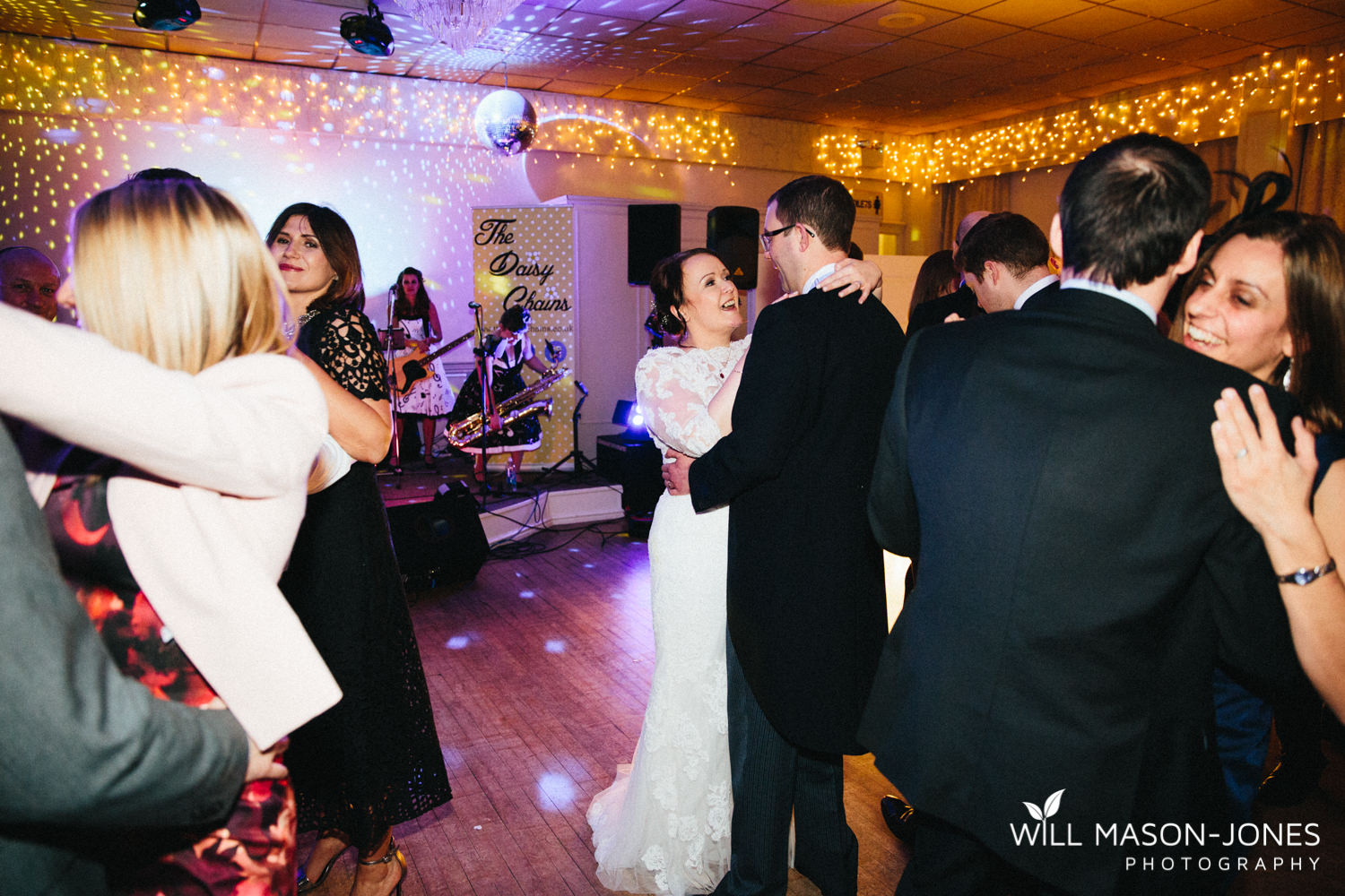 the-manor-crickhowell-wedding-documentary-photographer