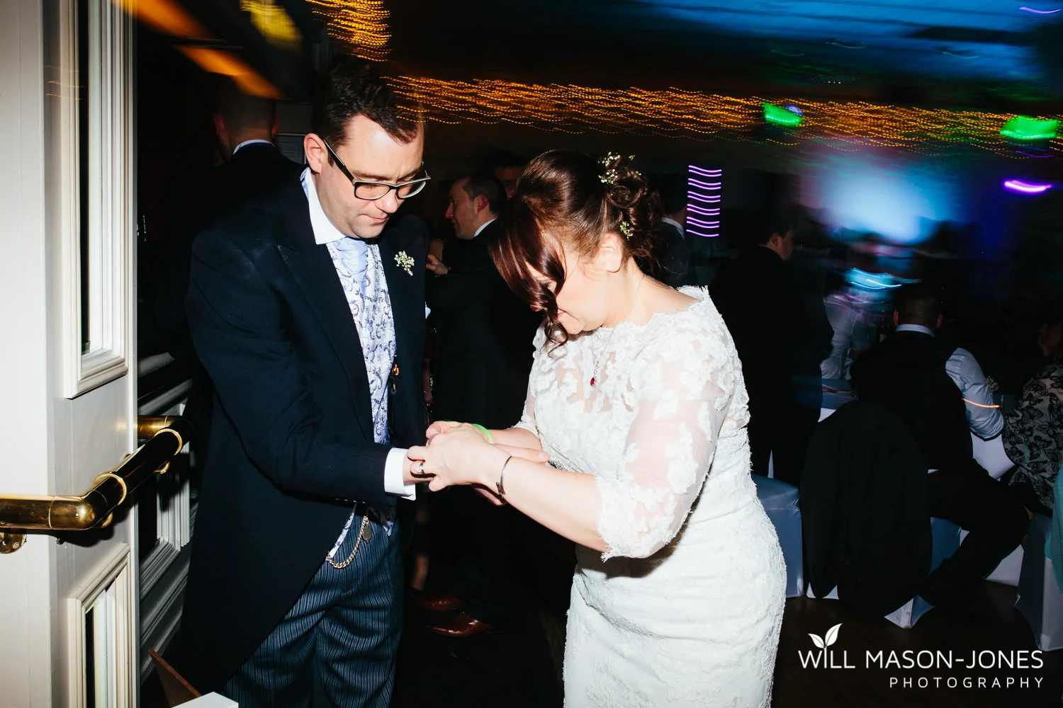 the-manor-crickhowell-wedding-documentary-photographer