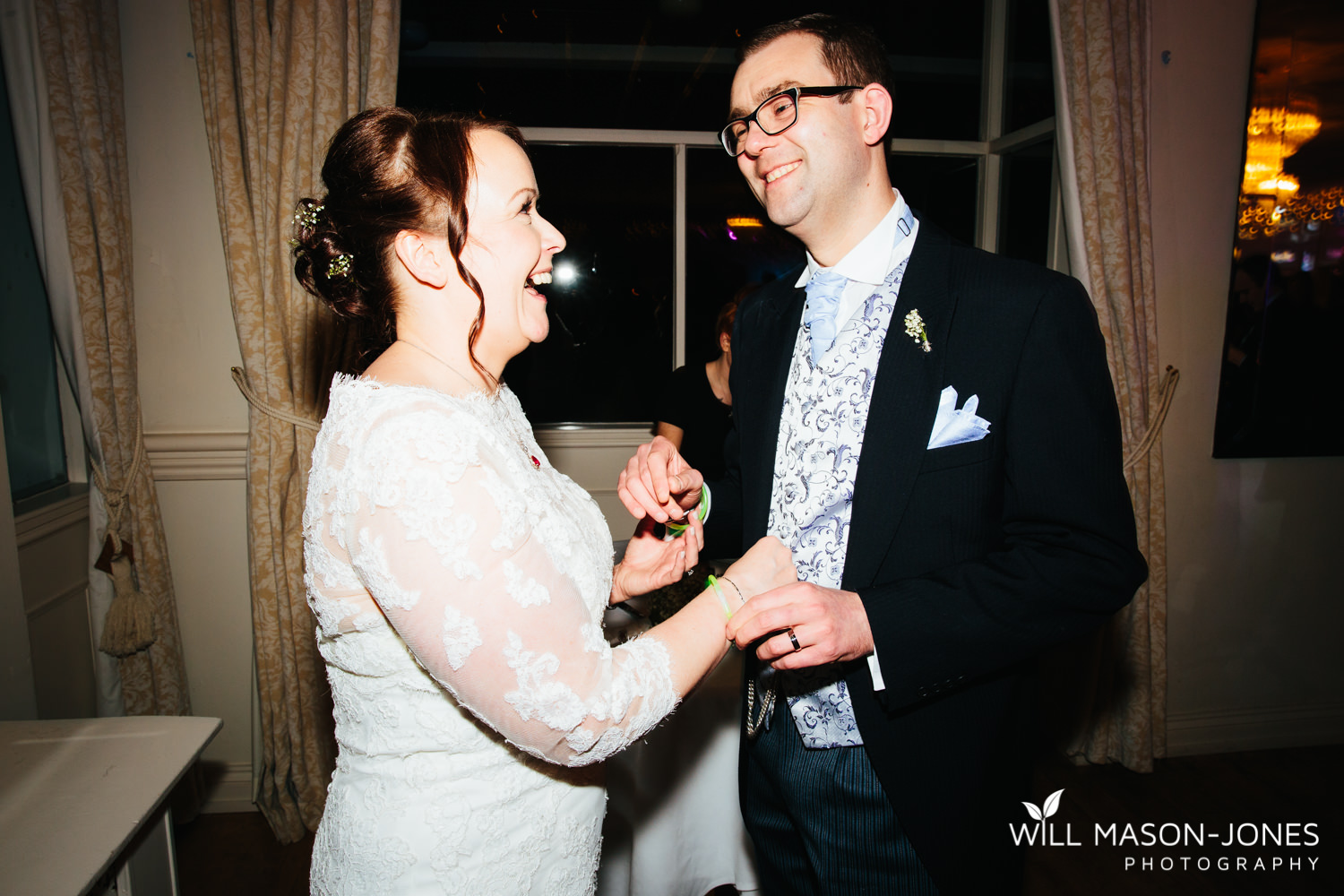 the-manor-crickhowell-wedding-documentary-photographer