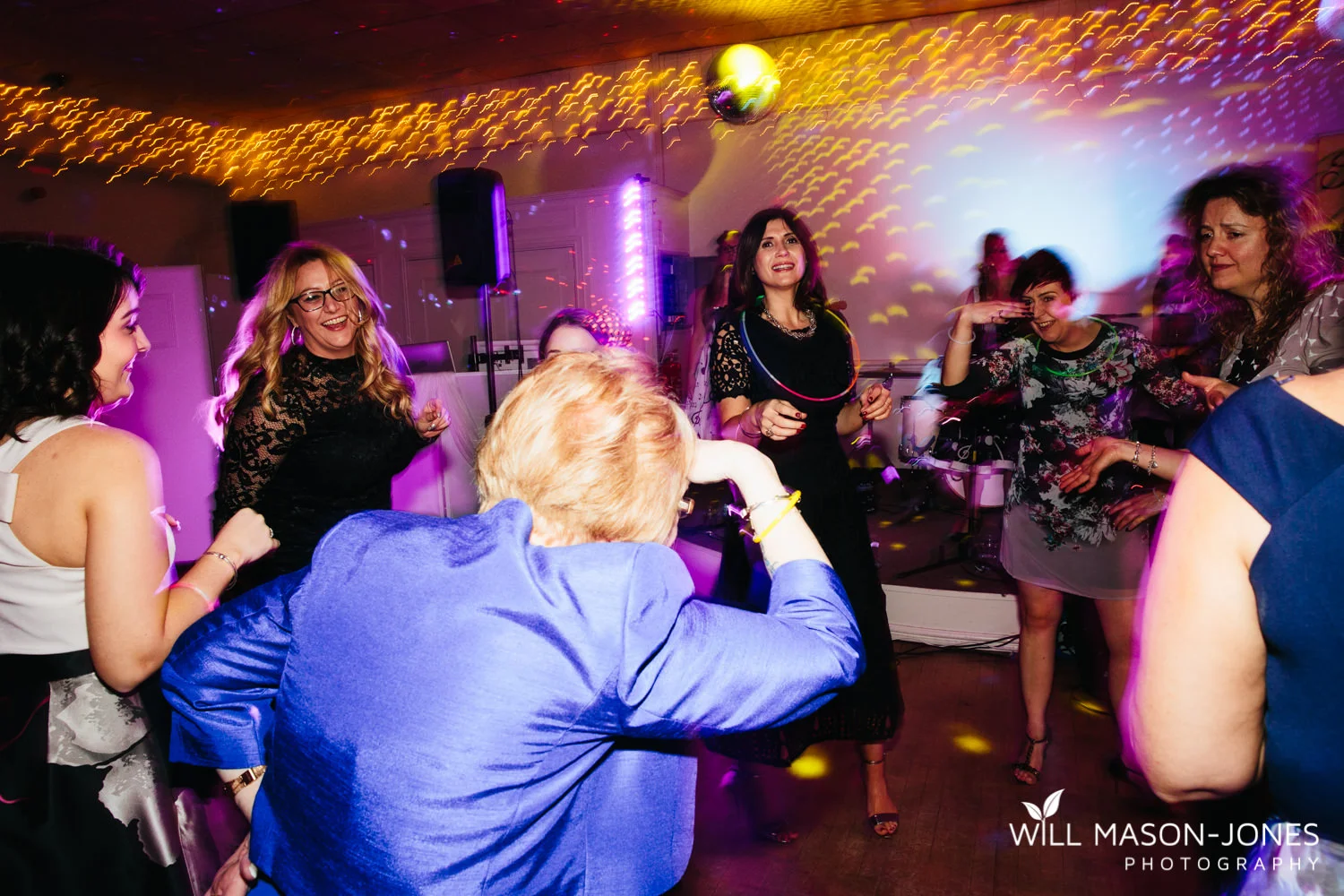 the-manor-crickhowell-wedding-documentary-photographer