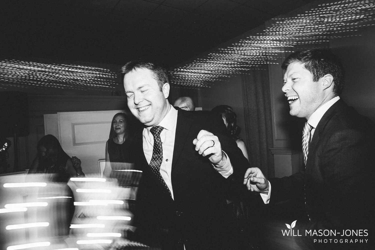 the-manor-crickhowell-wedding-documentary-photographer