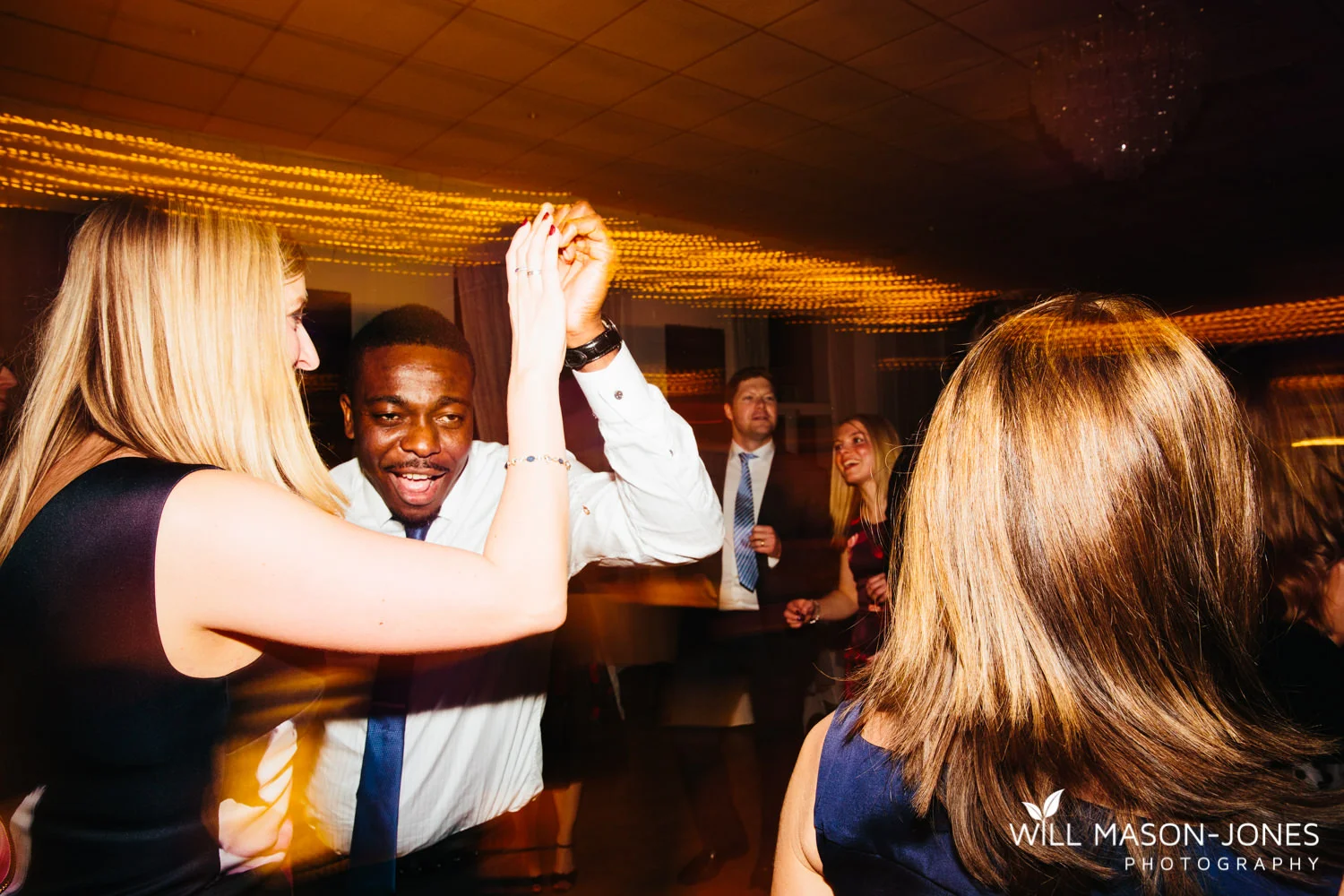 the-manor-crickhowell-wedding-documentary-photographer