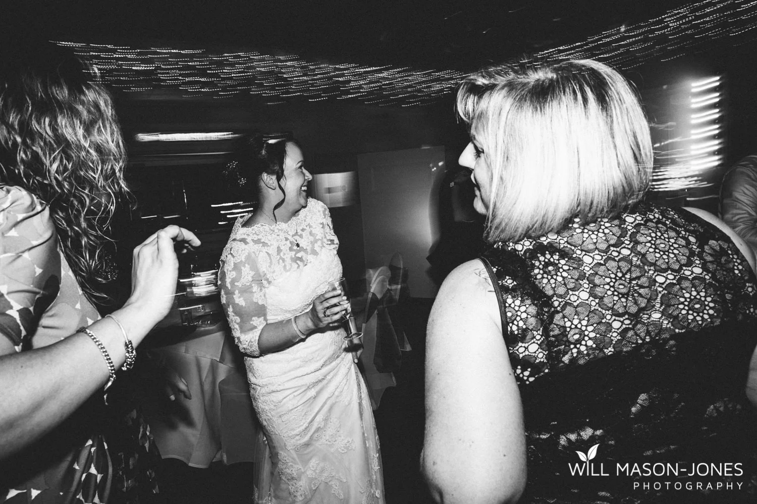 the-manor-crickhowell-wedding-documentary-photographer