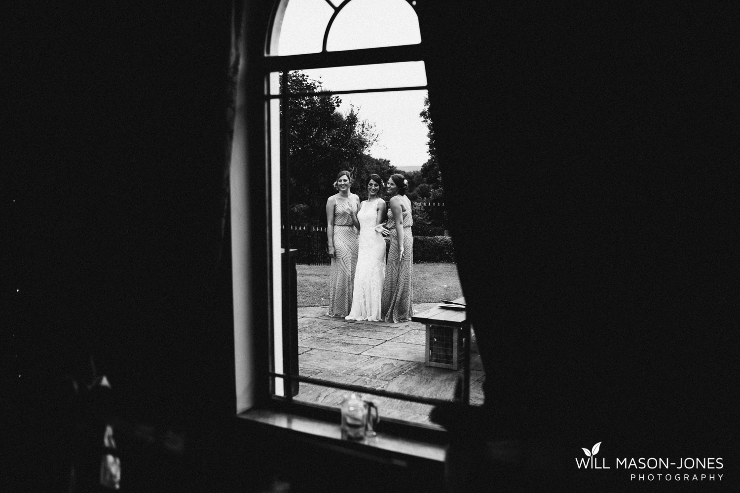  king arthur hotel swansea natural wedding photography 