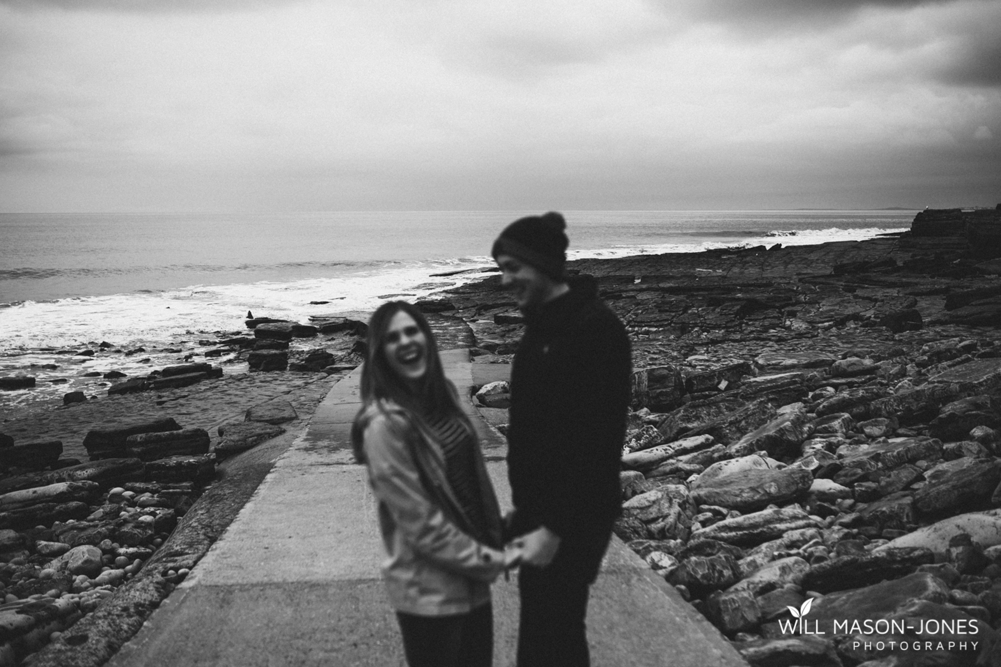  engagement pre-wedding photography southerndown cardiff beach 