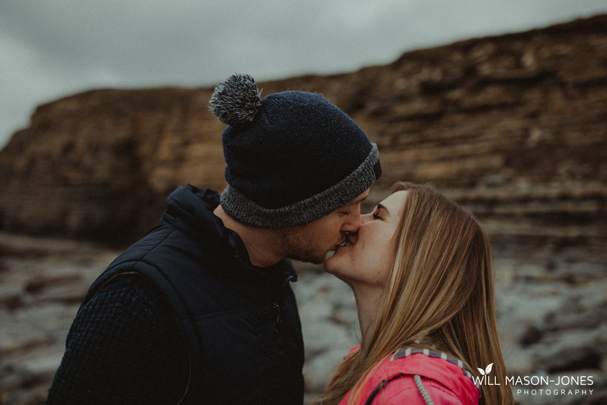  engagement pre-wedding photography southerndown cardiff beach 