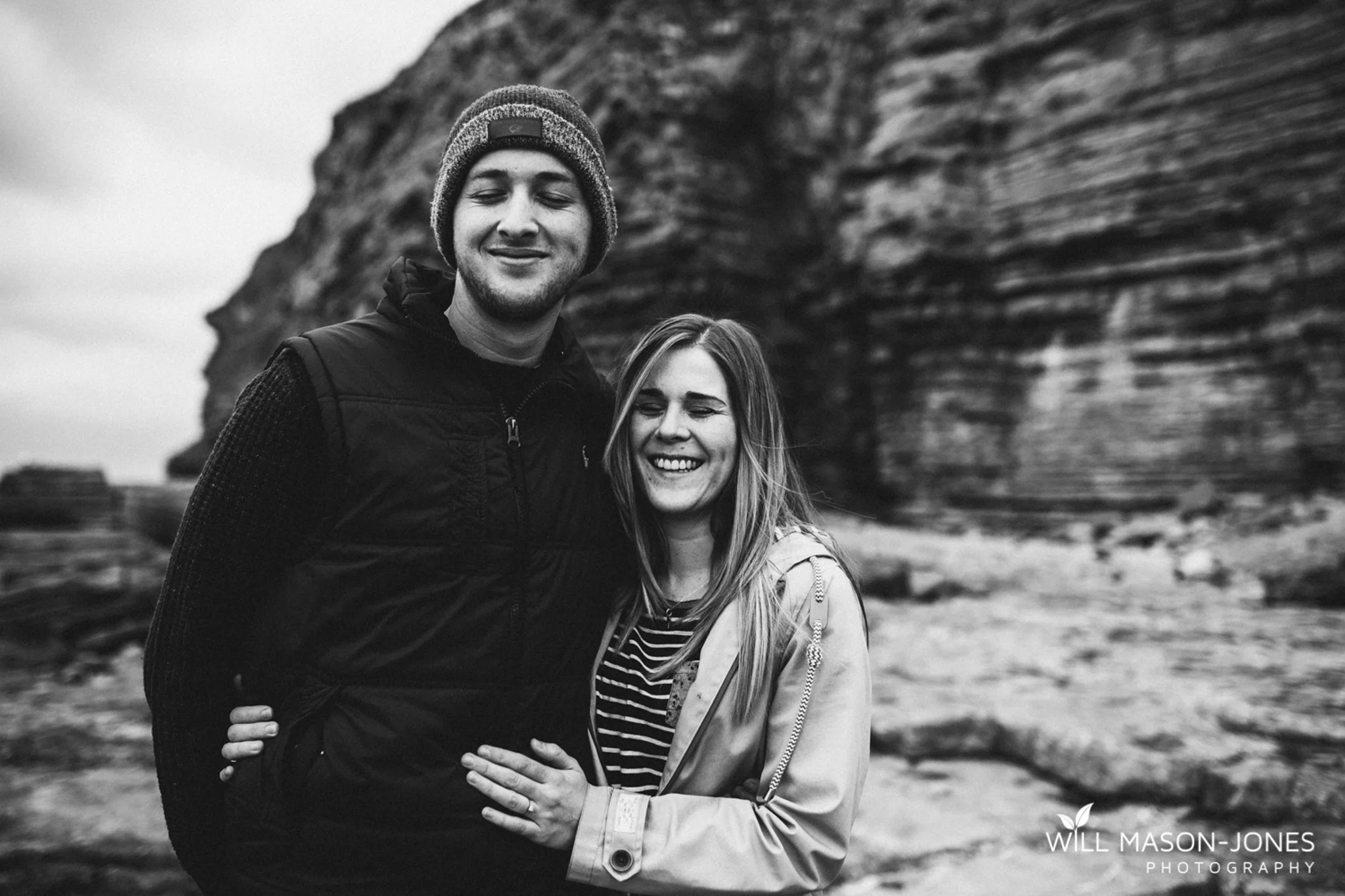  engagement pre-wedding photography southerndown cardiff beach 
