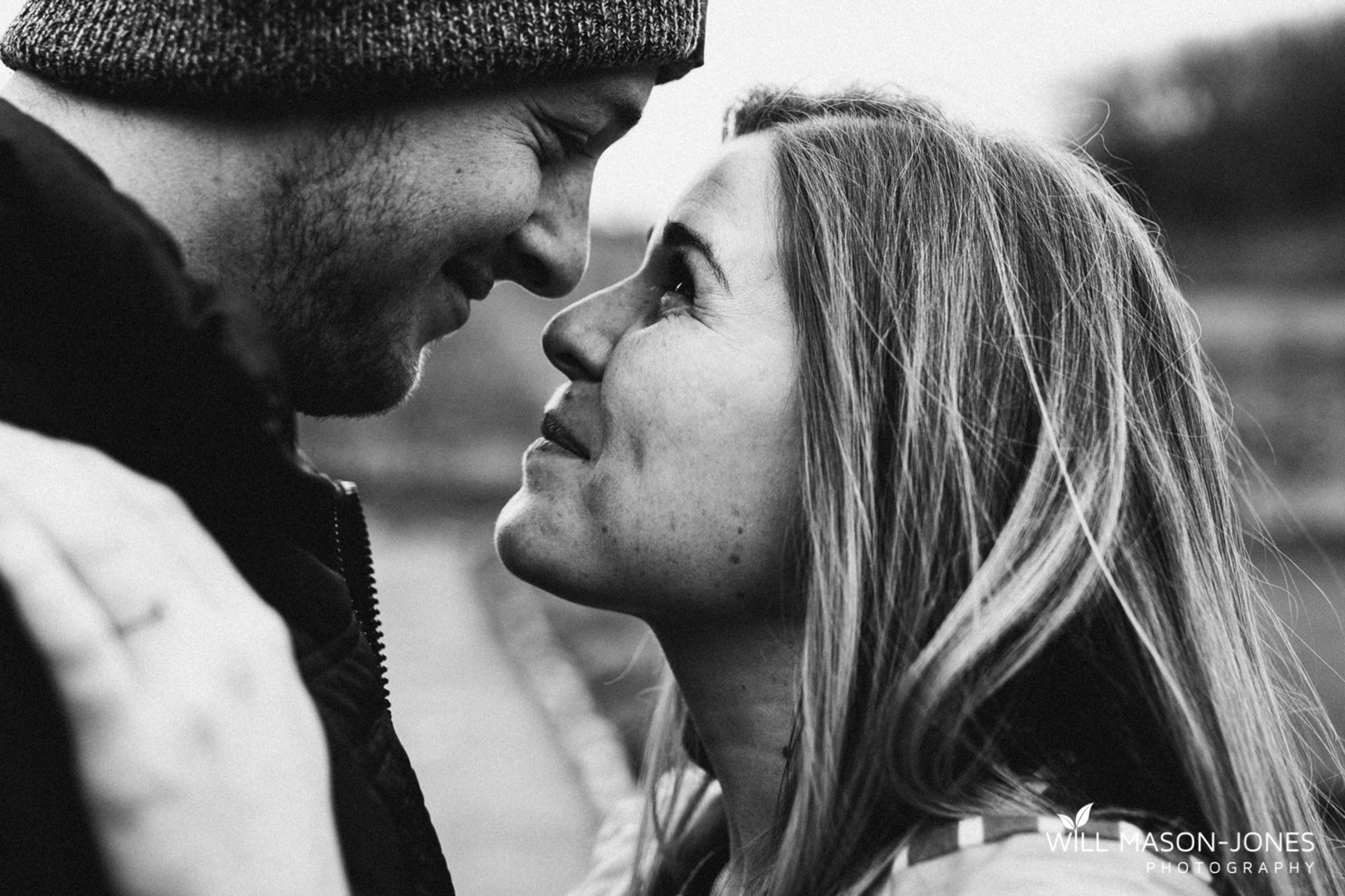  engagement pre-wedding photography southerndown cardiff beach 