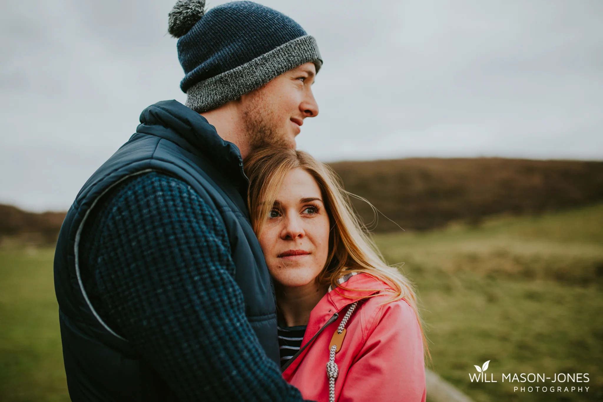  engagement pre-wedding photography southerndown cardiff beach 