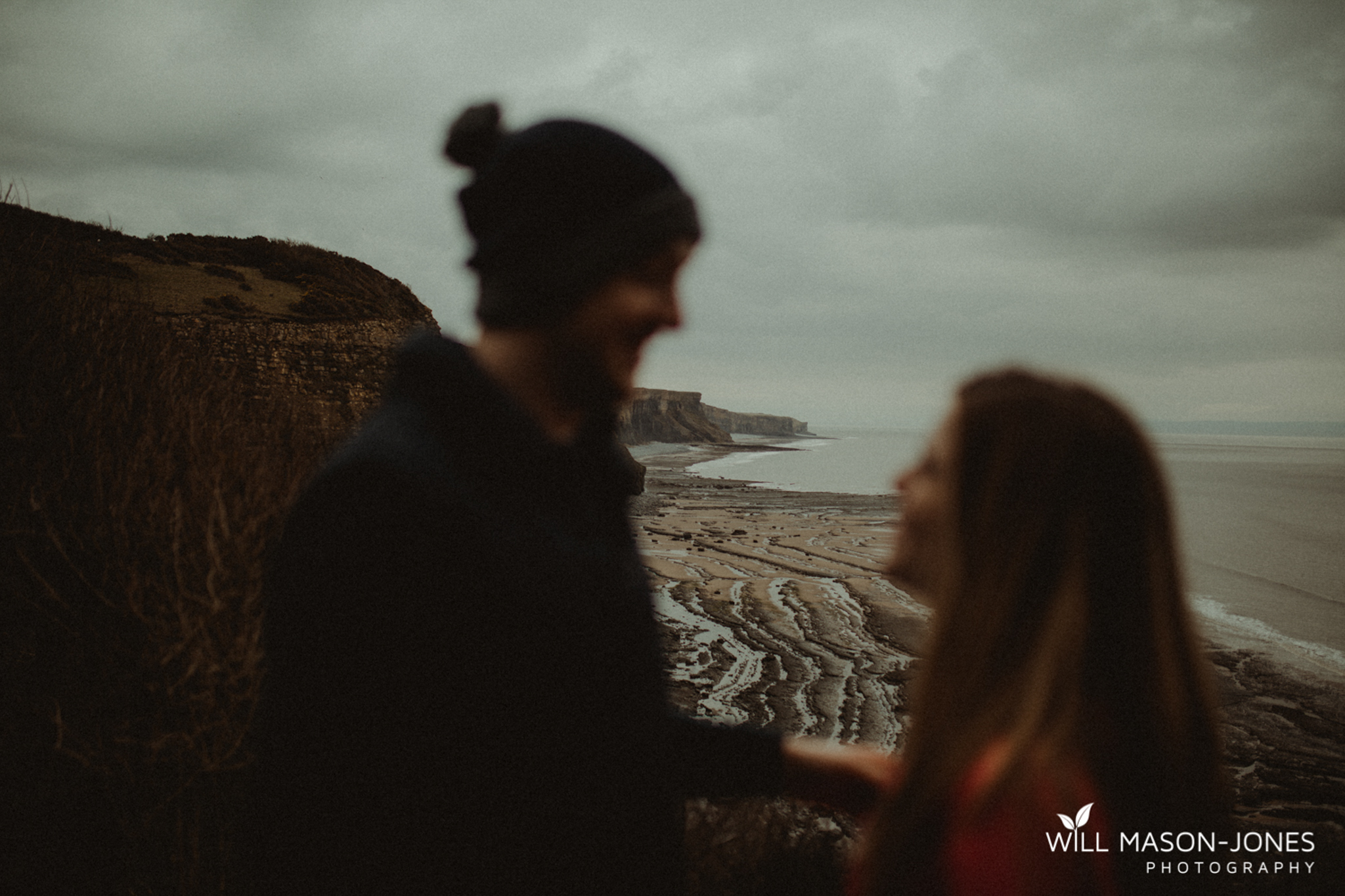  engagement pre-wedding photography southerndown cardiff beach 