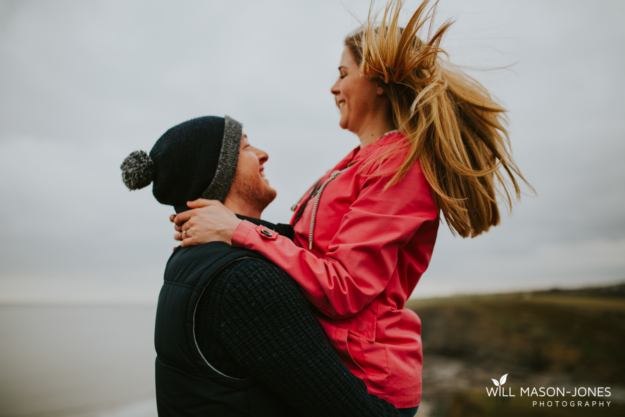  engagement pre-wedding photography southerndown cardiff beach 