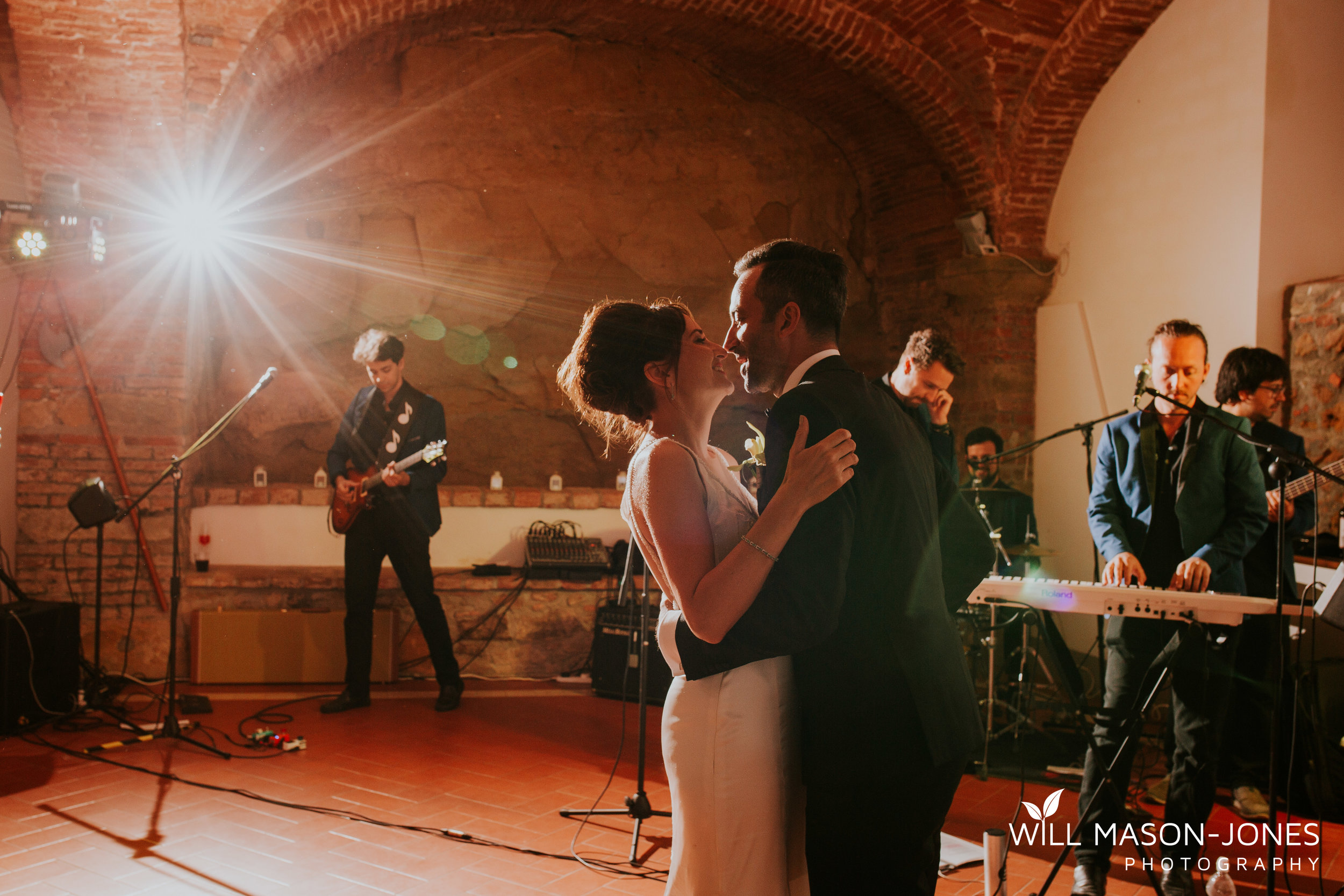 borgo-il-castagno-tuscany-wedding-photographer