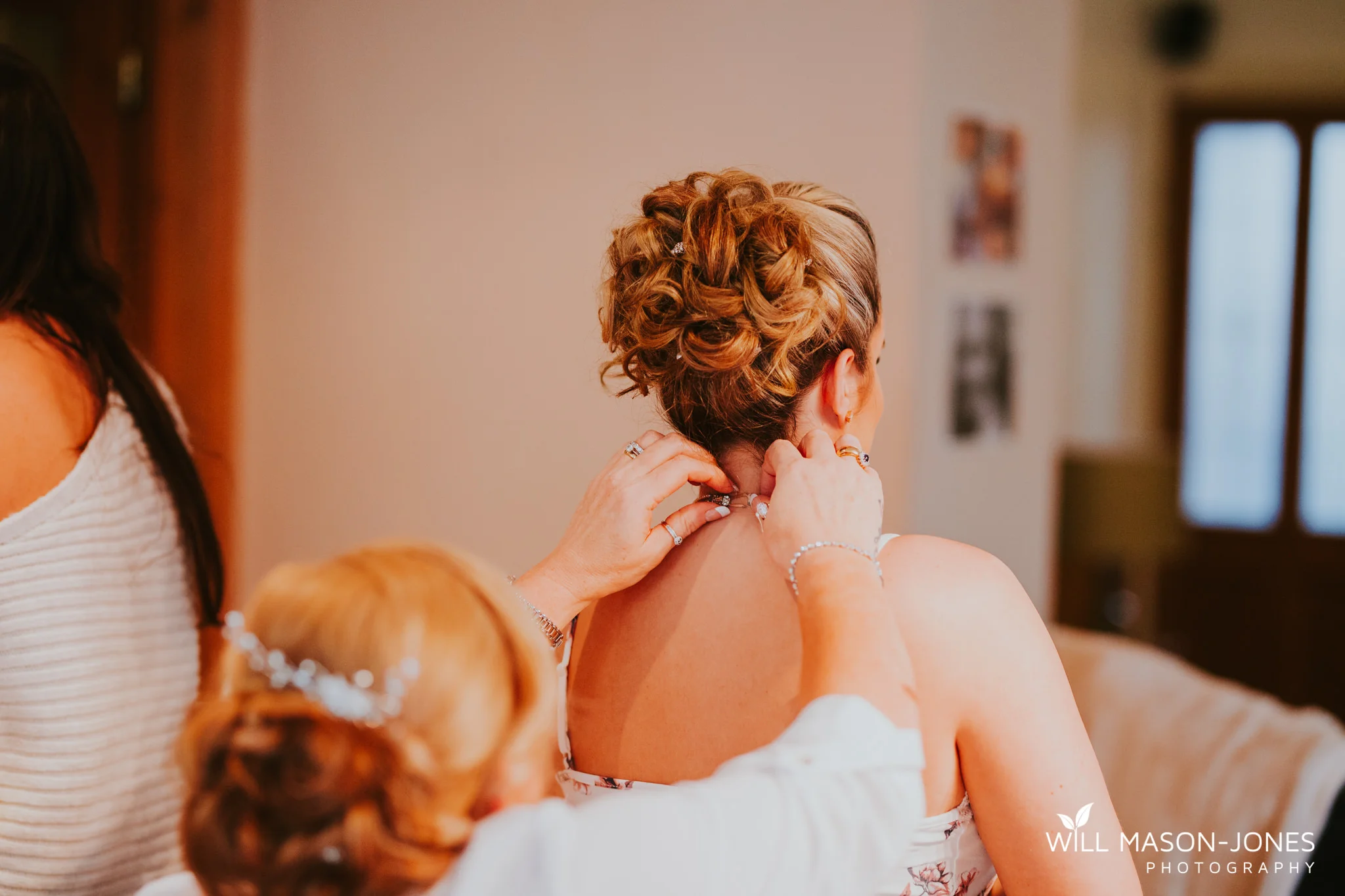  bridal preparations pontardawe wedding photography relaxed 