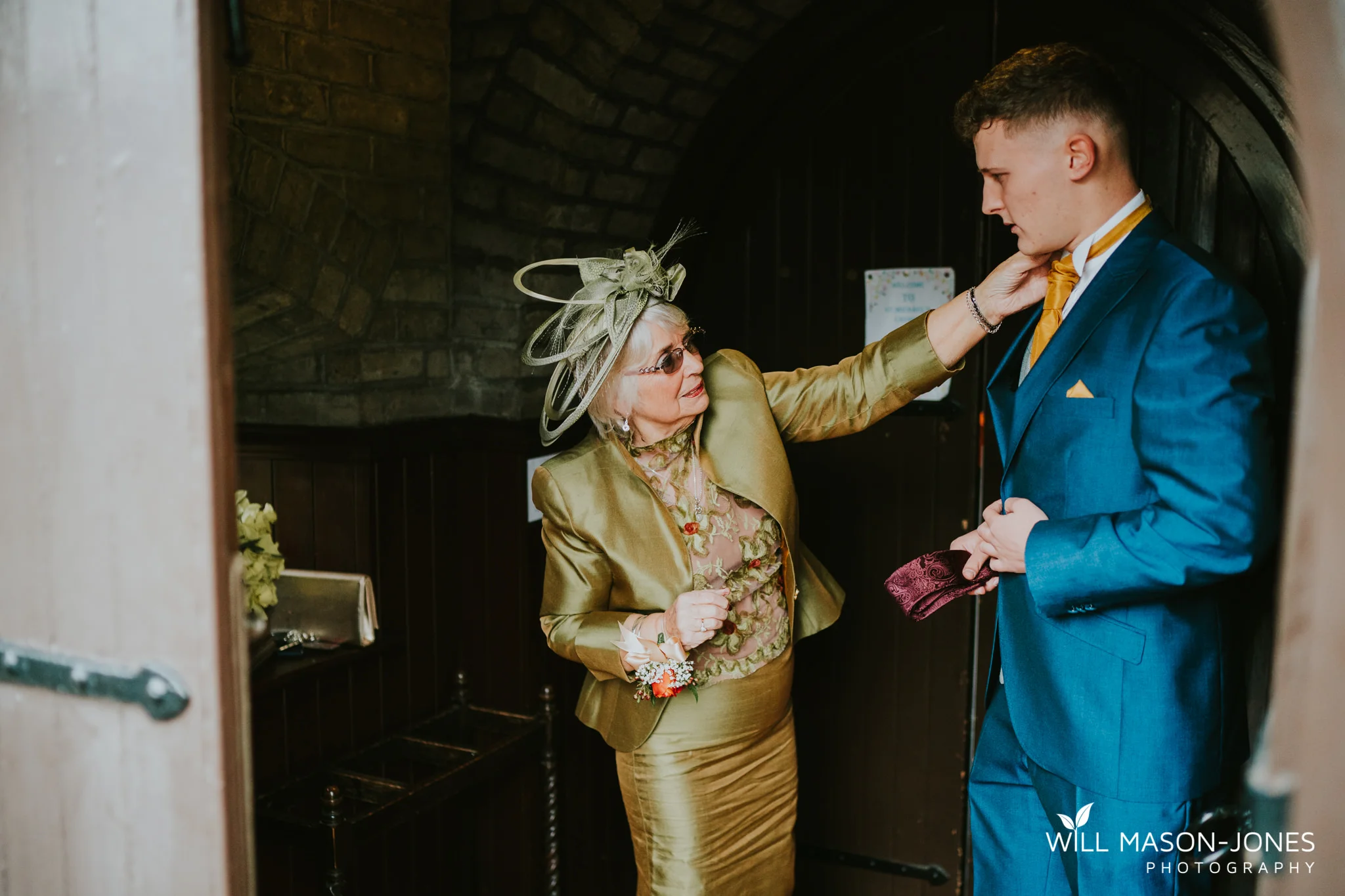  trebanos pontardawe church castle welsh wedding ceremony photography 