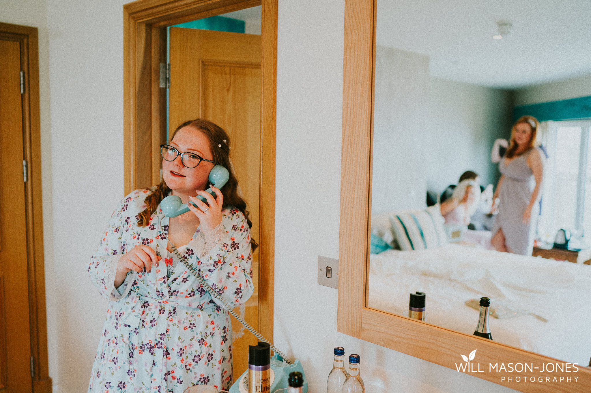  alternative colourful relaxed groom and bridal preparations photography oxwich bay hotel swansea 