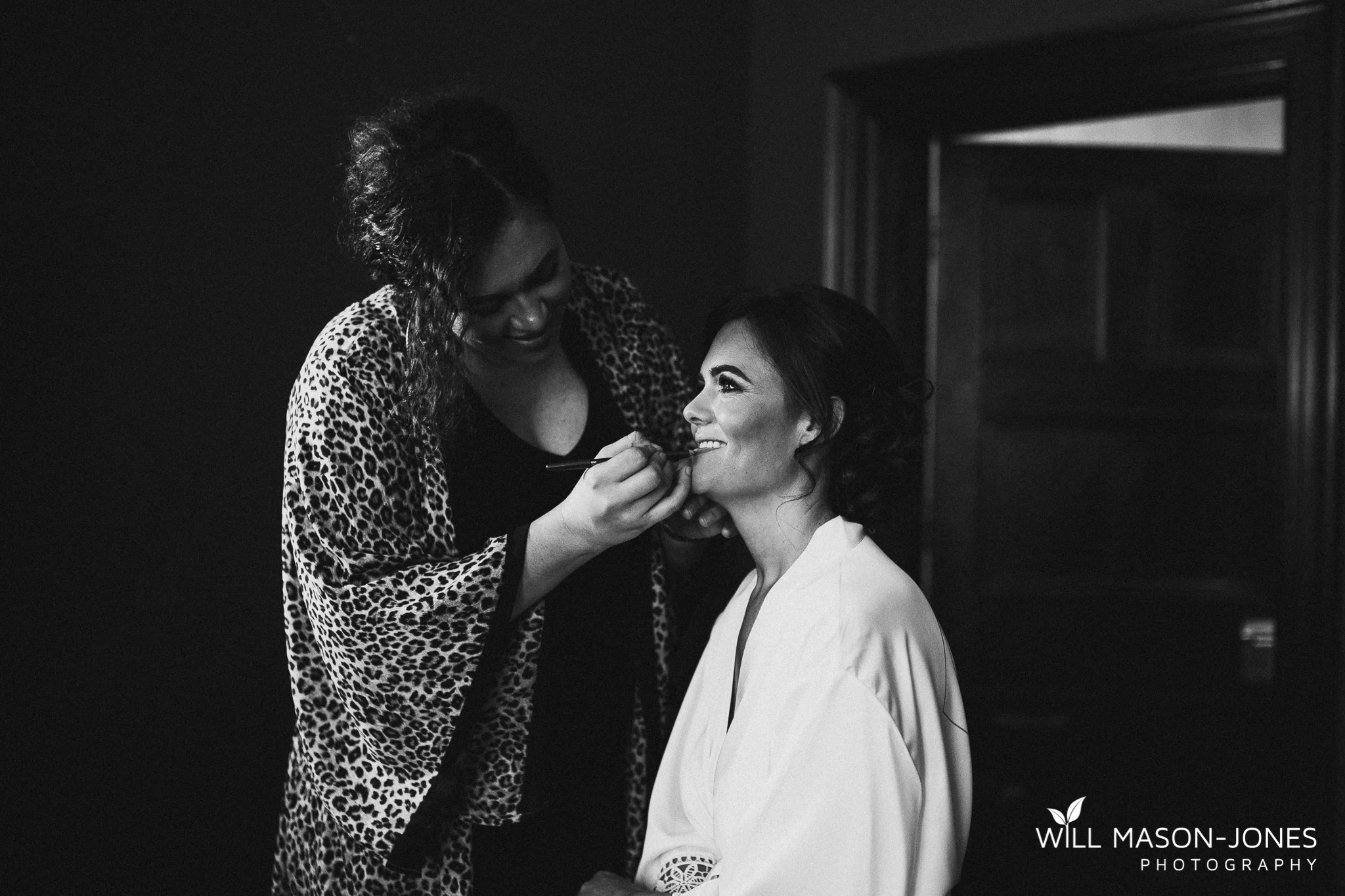  morgans hotel swansea bridal preparations photography natural colourful 
