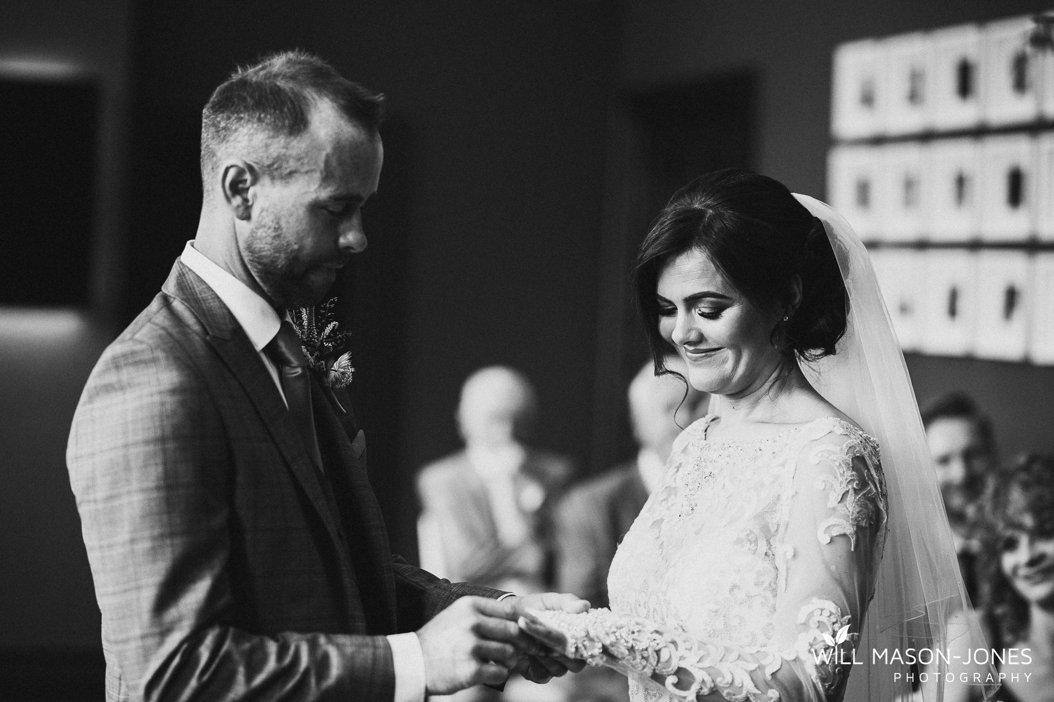  small relaxed intimate wedding ceremony in morgans hotel swansea 