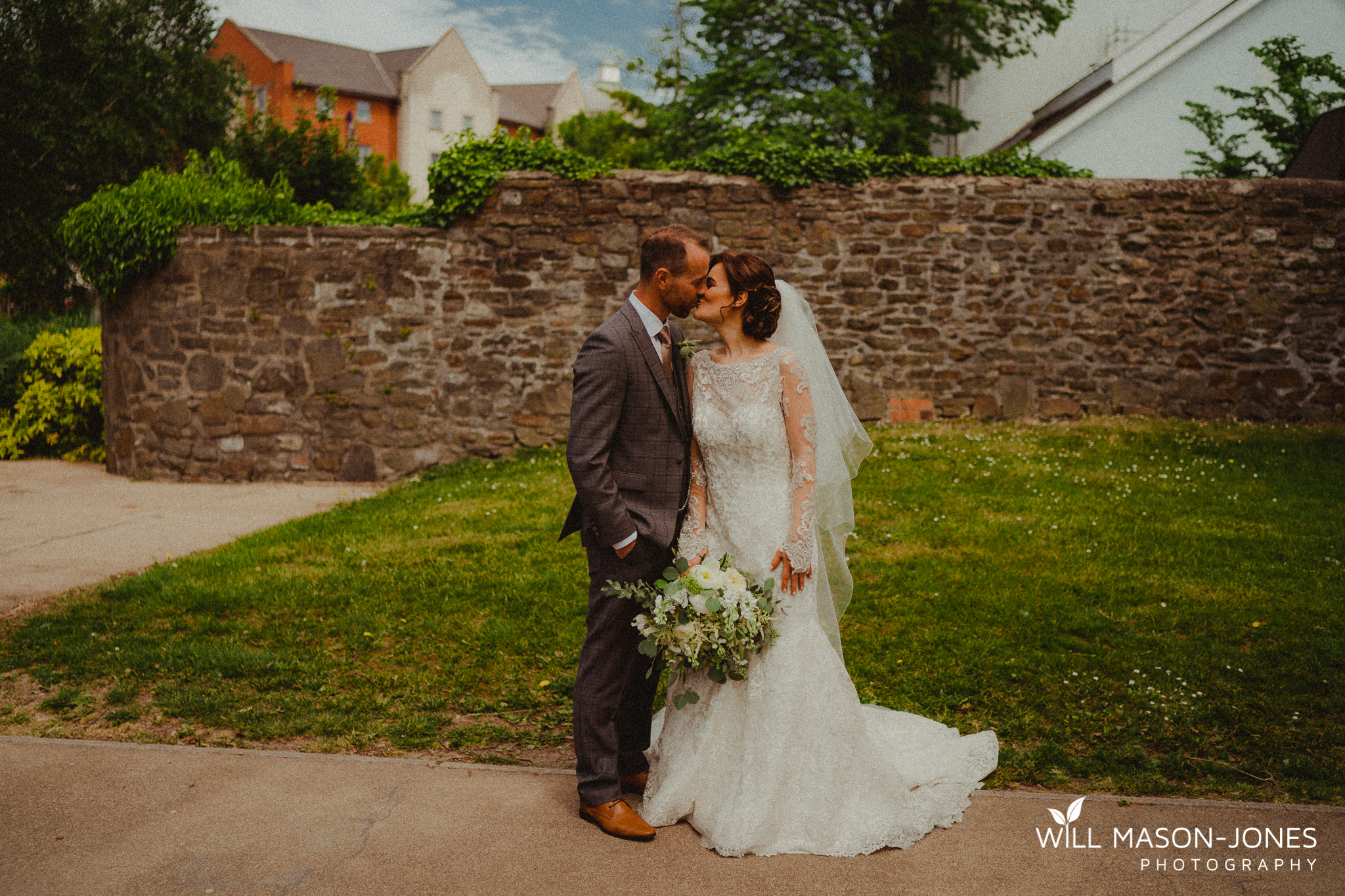 colourful relaxed couple portrait photography at morgans hotel swansea