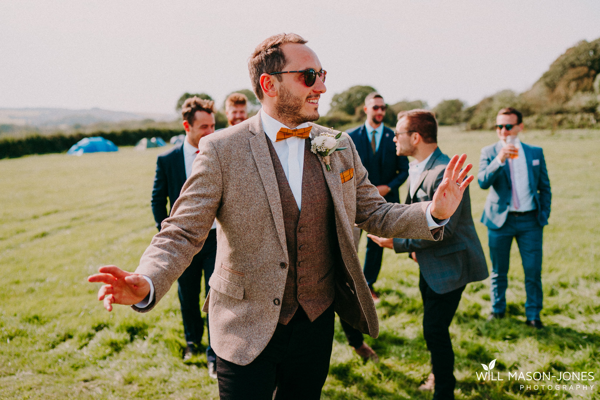  perriswood swansea festival confetti groups sunny wedding photography 