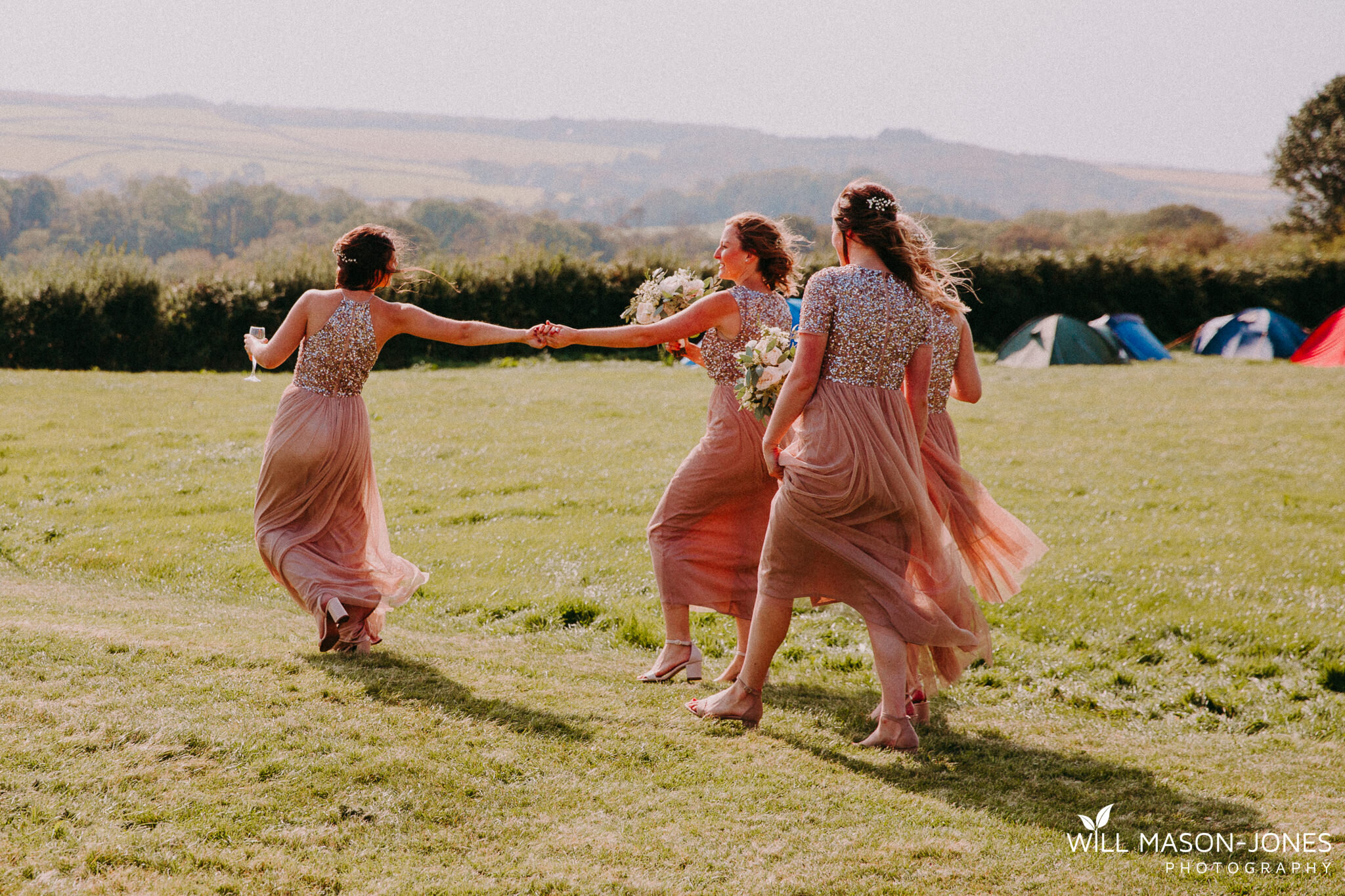  perriswood swansea festival confetti groups sunny wedding photography 