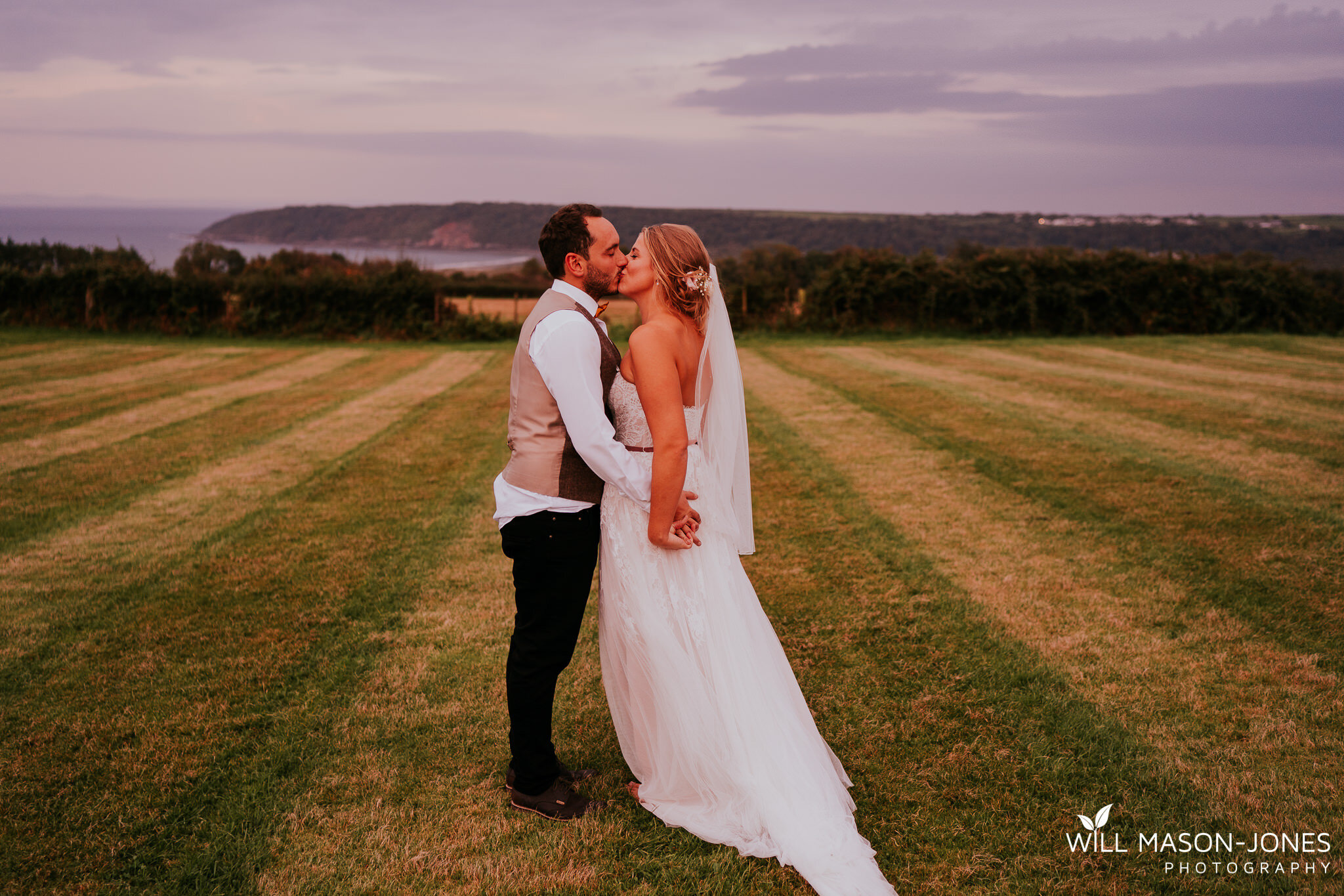  perriswood swansea wedding evening sunset fun photography 