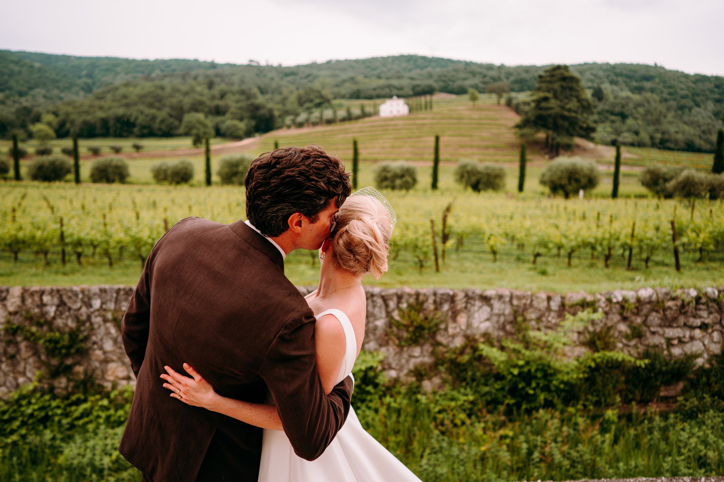  destination wedding photographer UK verona italy fun and relaxed mosconi bertani 