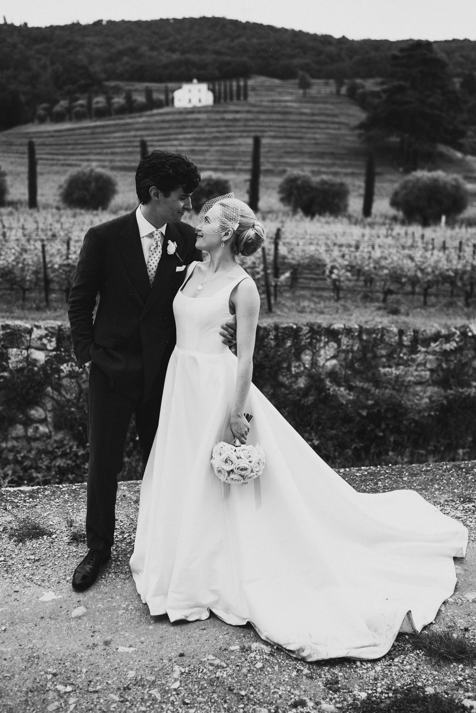  destination wedding photographer UK verona italy fun and relaxed mosconi bertani 