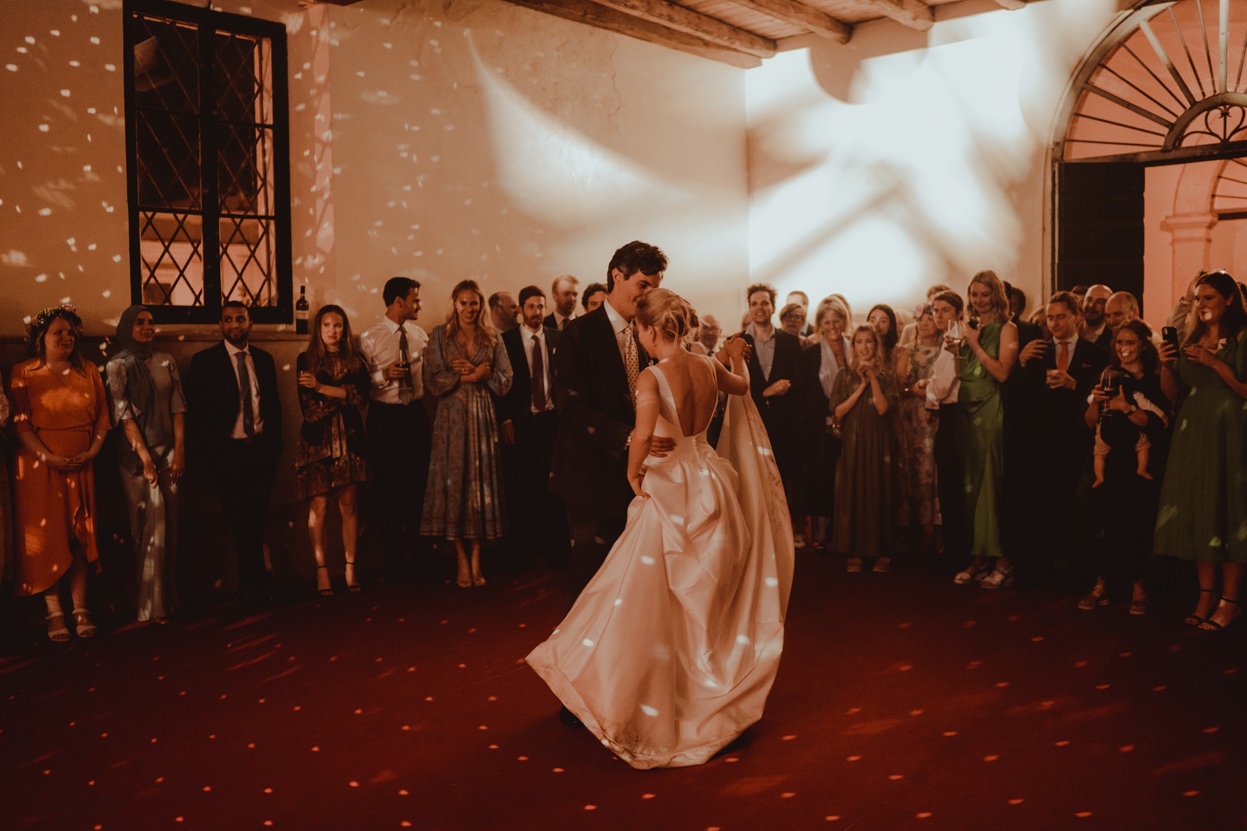  destination wedding photographer UK verona italy fun and relaxed mosconi bertani 