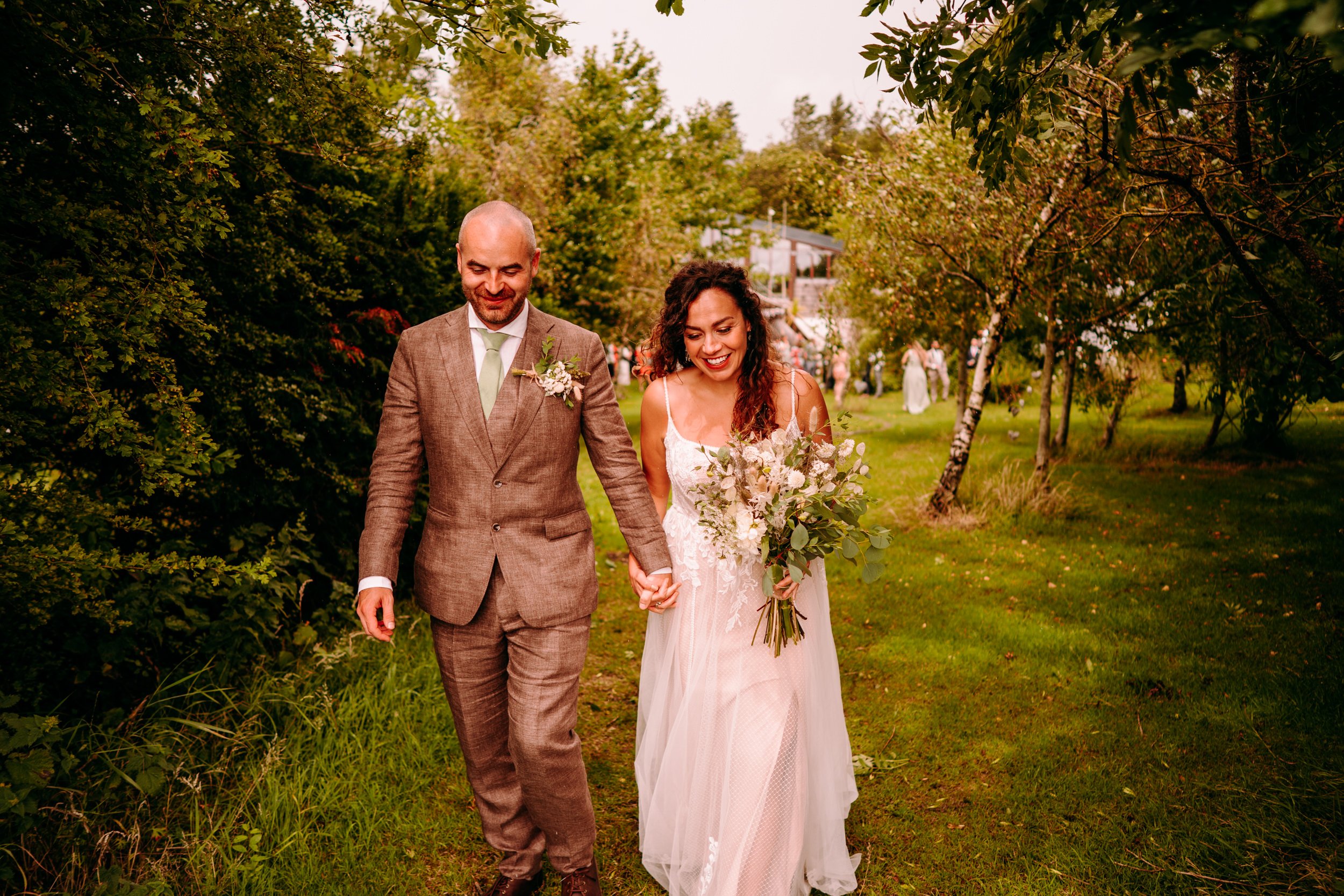  coed weddings cardiff natural fun relaxed photographers 