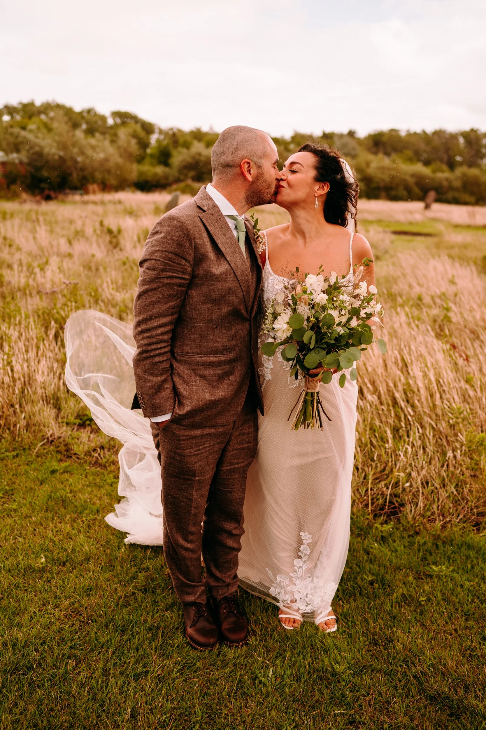  coed weddings cardiff natural fun relaxed photographers 