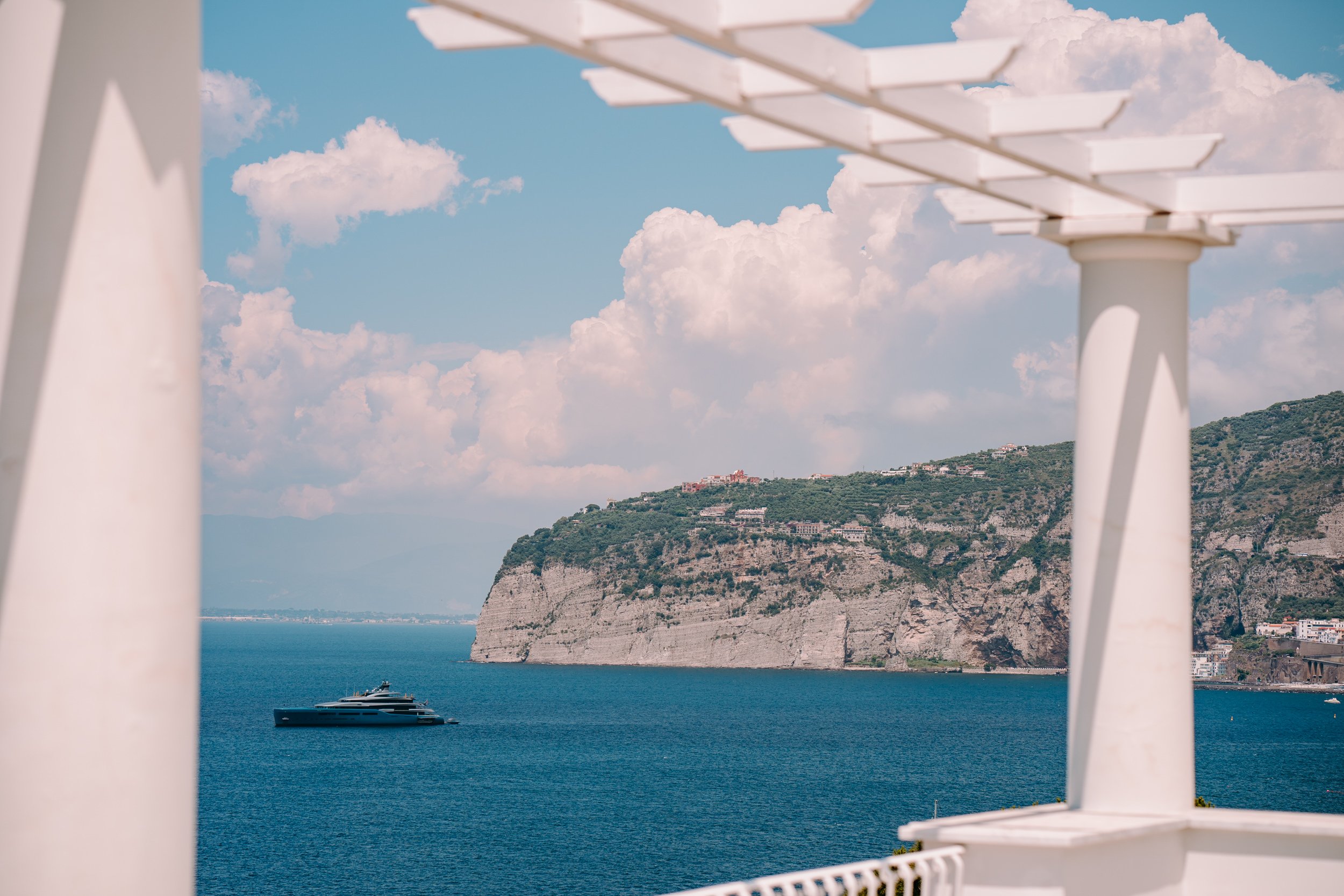 sorrento-italy-overseas-destination-wedding-photographer-uk-villa-silvana-1.jpg