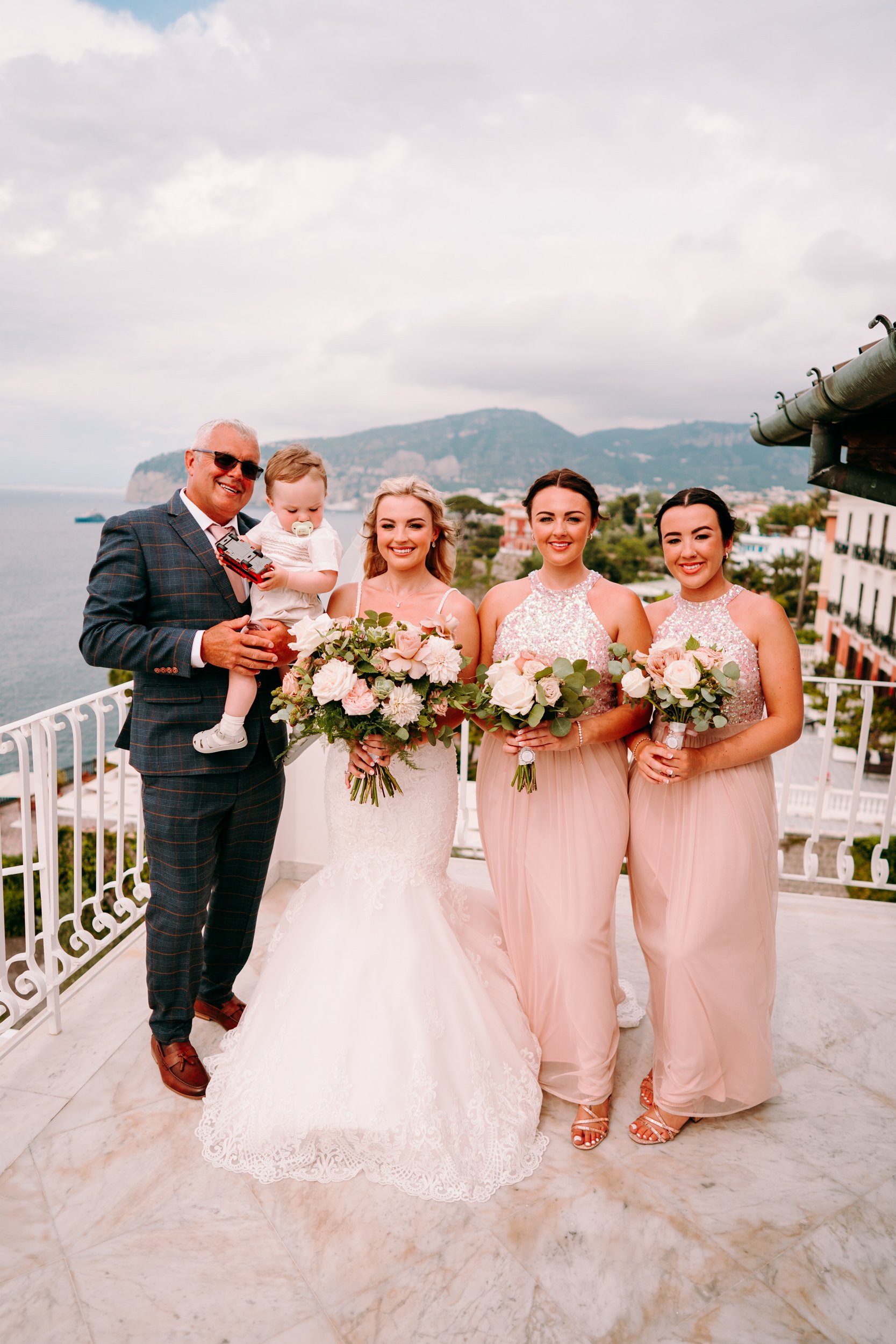 sorrento-italy-overseas-destination-wedding-photographer-uk-villa-silvana-63.jpg