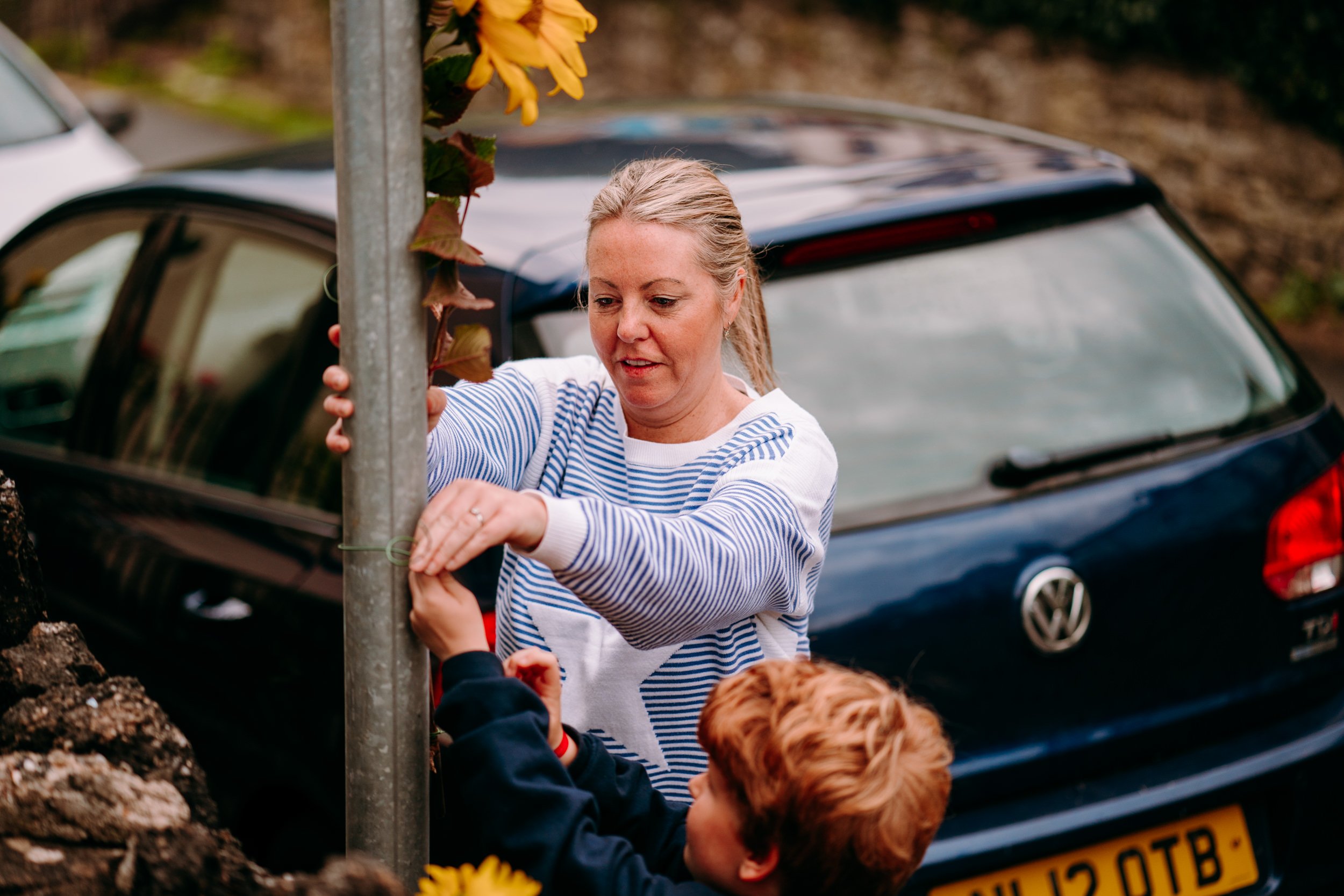 fairyhill-swansea-wedding-photography-fun-colourful-natural-18.jpg