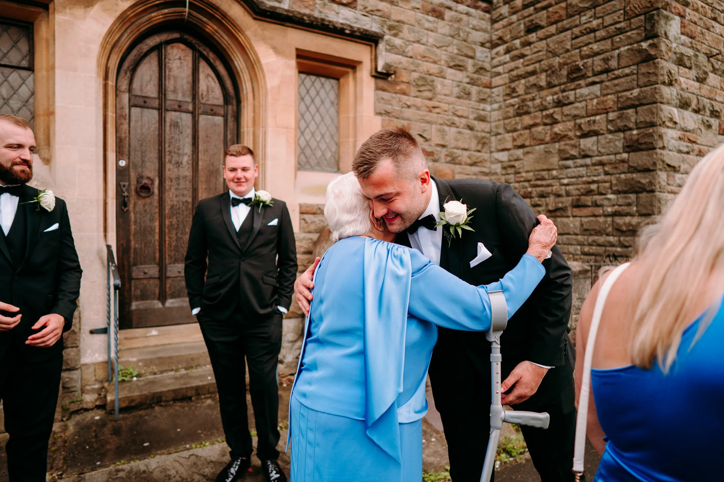 fairyhill-swansea-wedding-photography-fun-colourful-natural-37.jpg