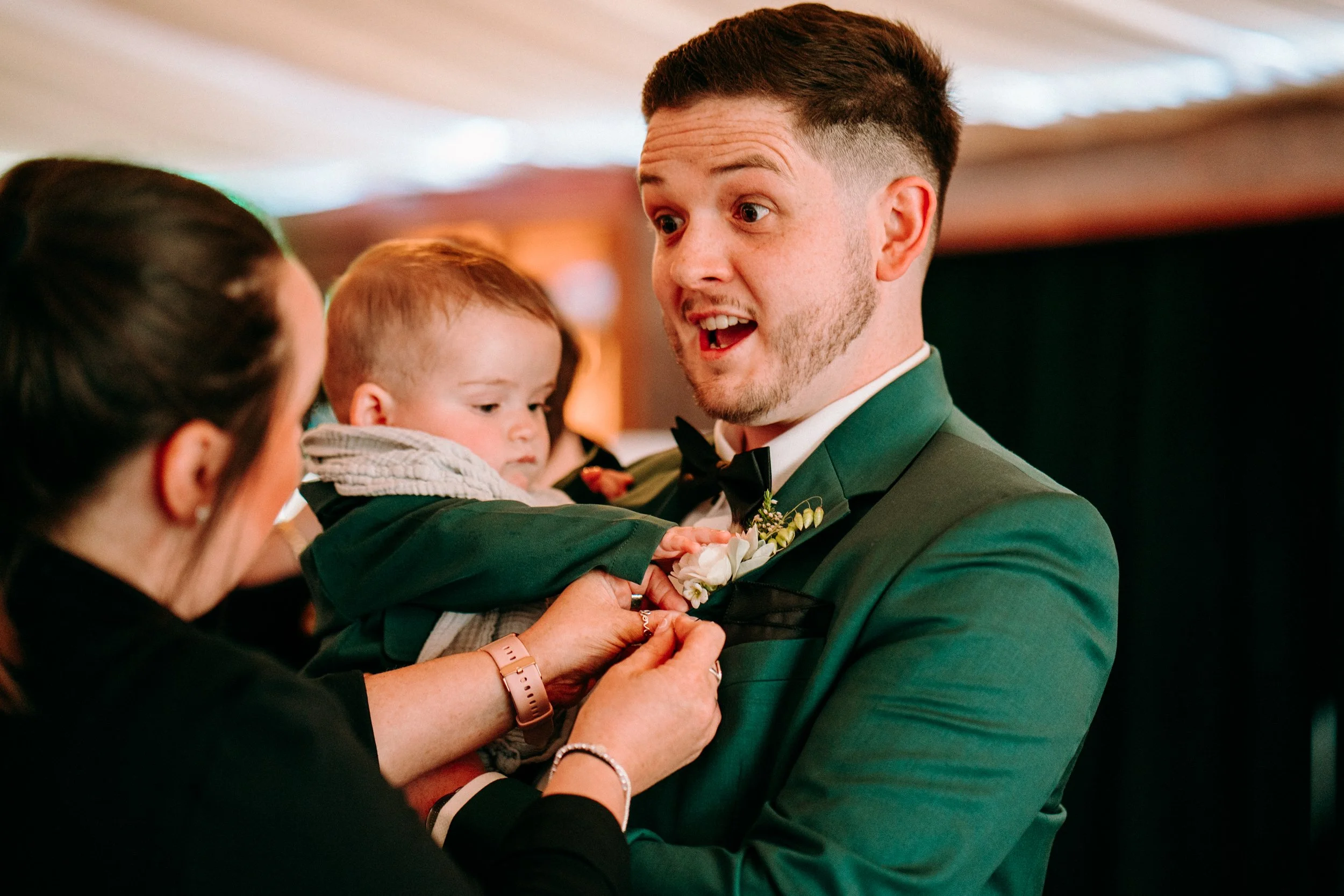 oldwalls-swansea-wedding-photographer-colourful-relaxed-16.jpg