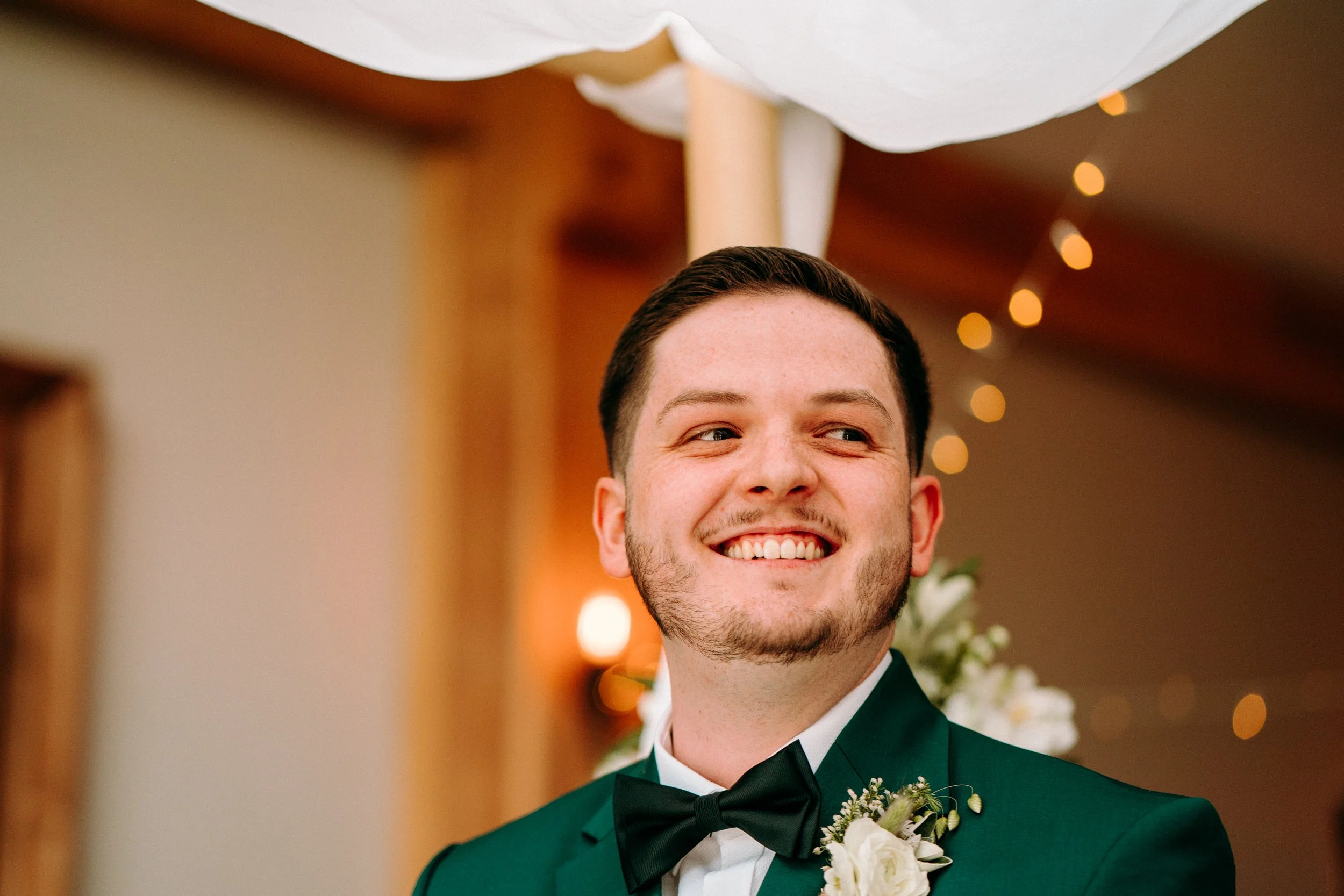 oldwalls-swansea-wedding-photographer-colourful-relaxed-34.jpg