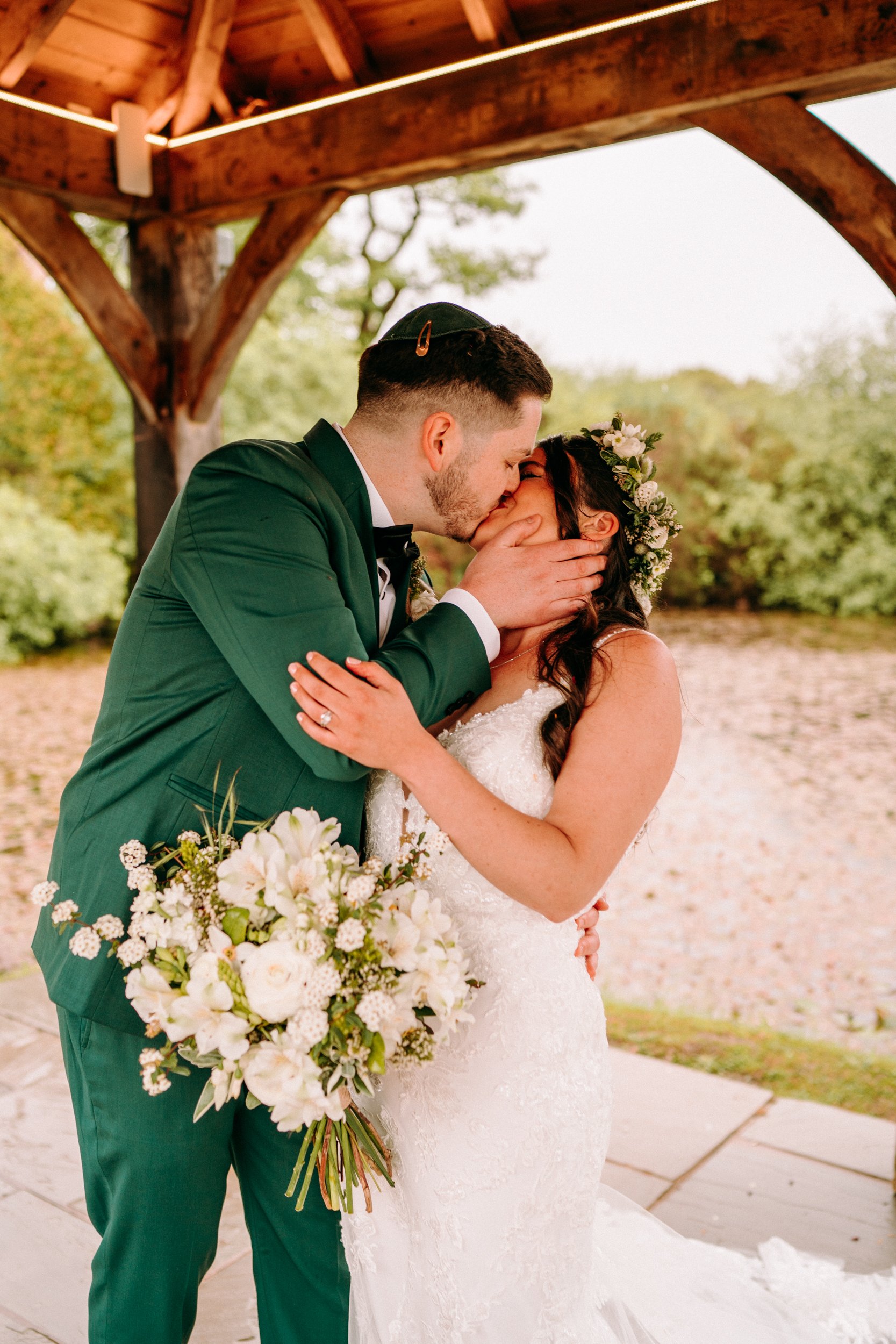 oldwalls-swansea-wedding-photographer-colourful-relaxed-92.jpg
