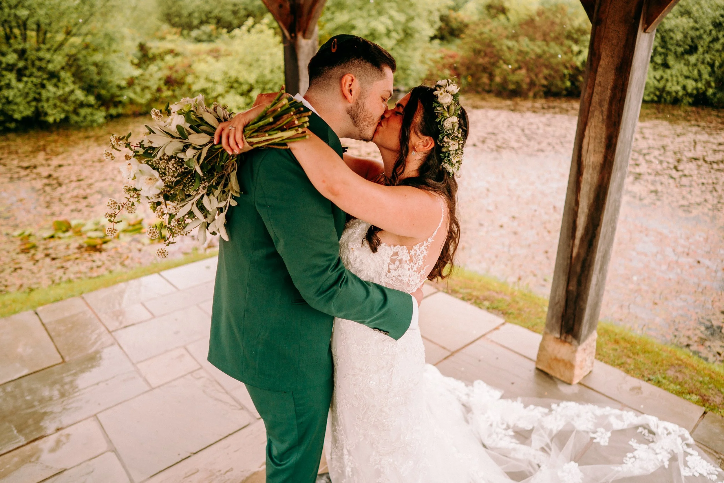 oldwalls-swansea-wedding-photographer-colourful-relaxed-95.jpg