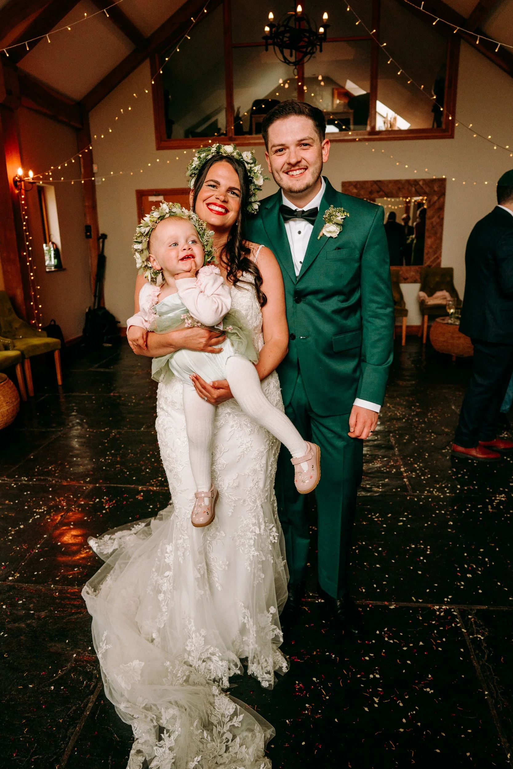oldwalls-swansea-wedding-photographer-colourful-relaxed-111.jpg