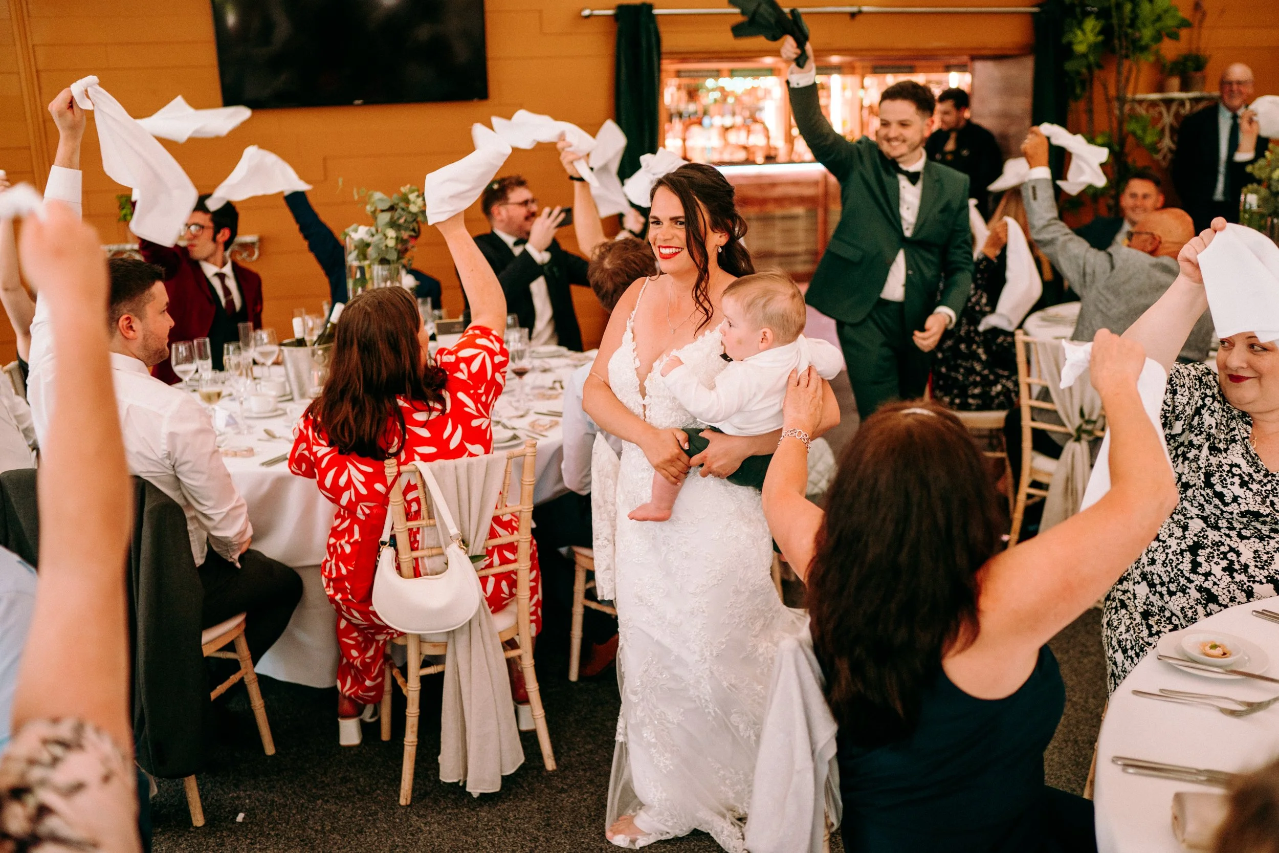 oldwalls-swansea-wedding-photographer-colourful-relaxed-180.jpg