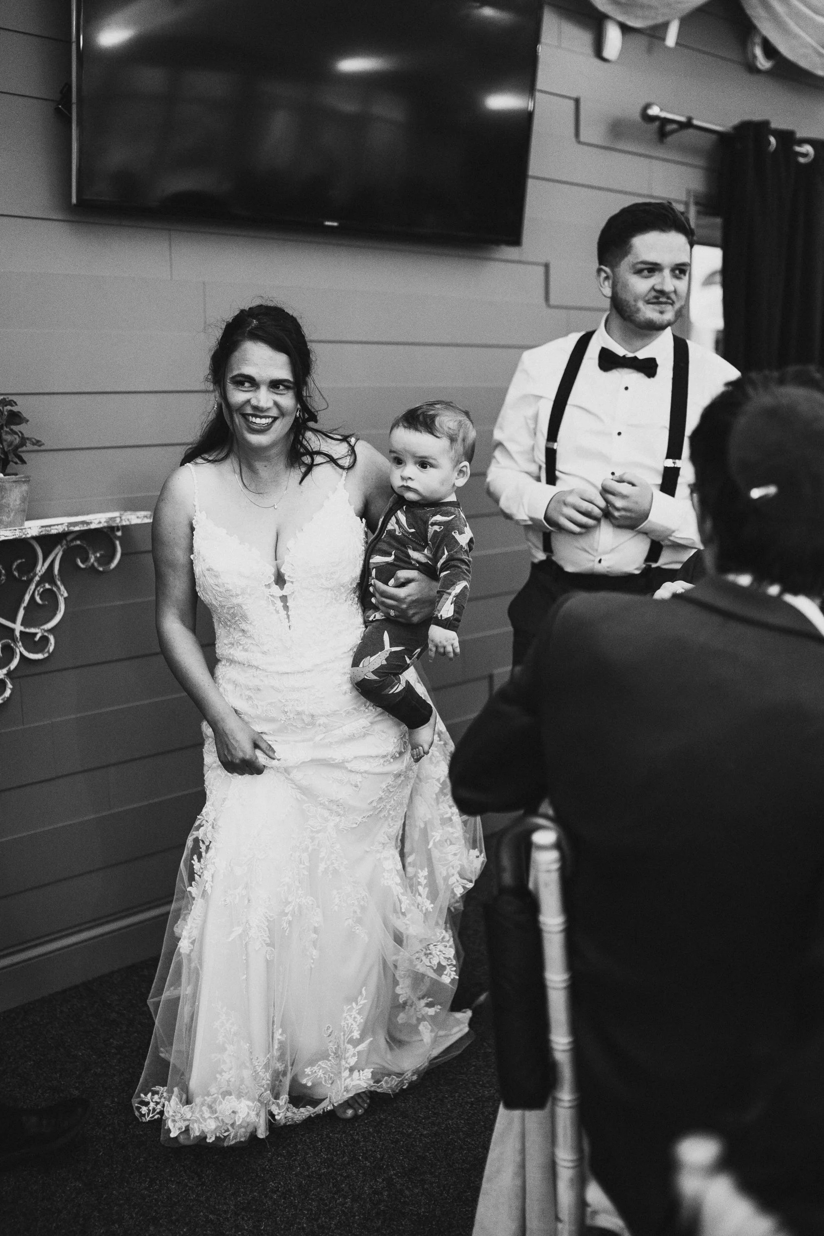 oldwalls-swansea-wedding-photographer-colourful-relaxed-187.jpg