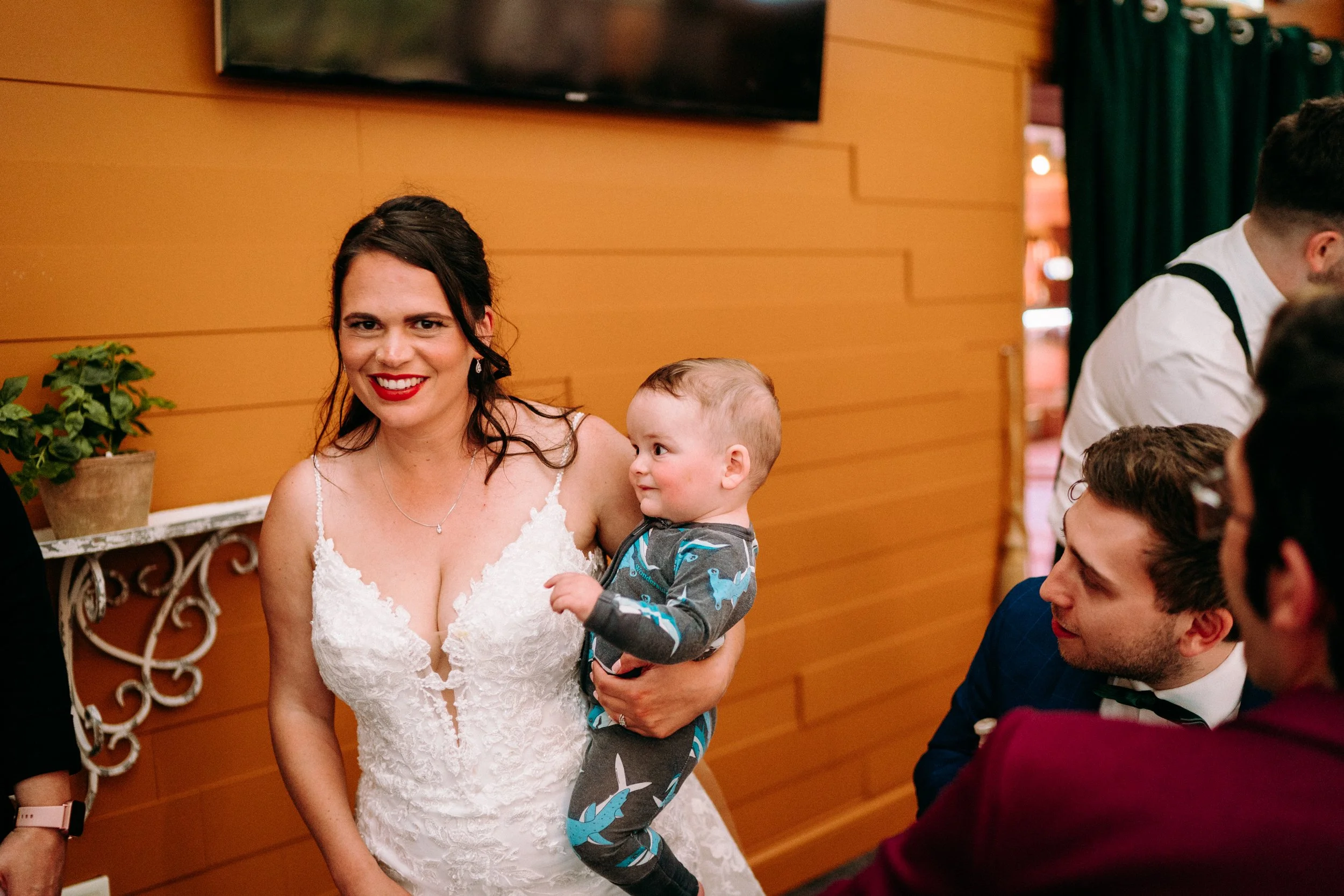 oldwalls-swansea-wedding-photographer-colourful-relaxed-188.jpg