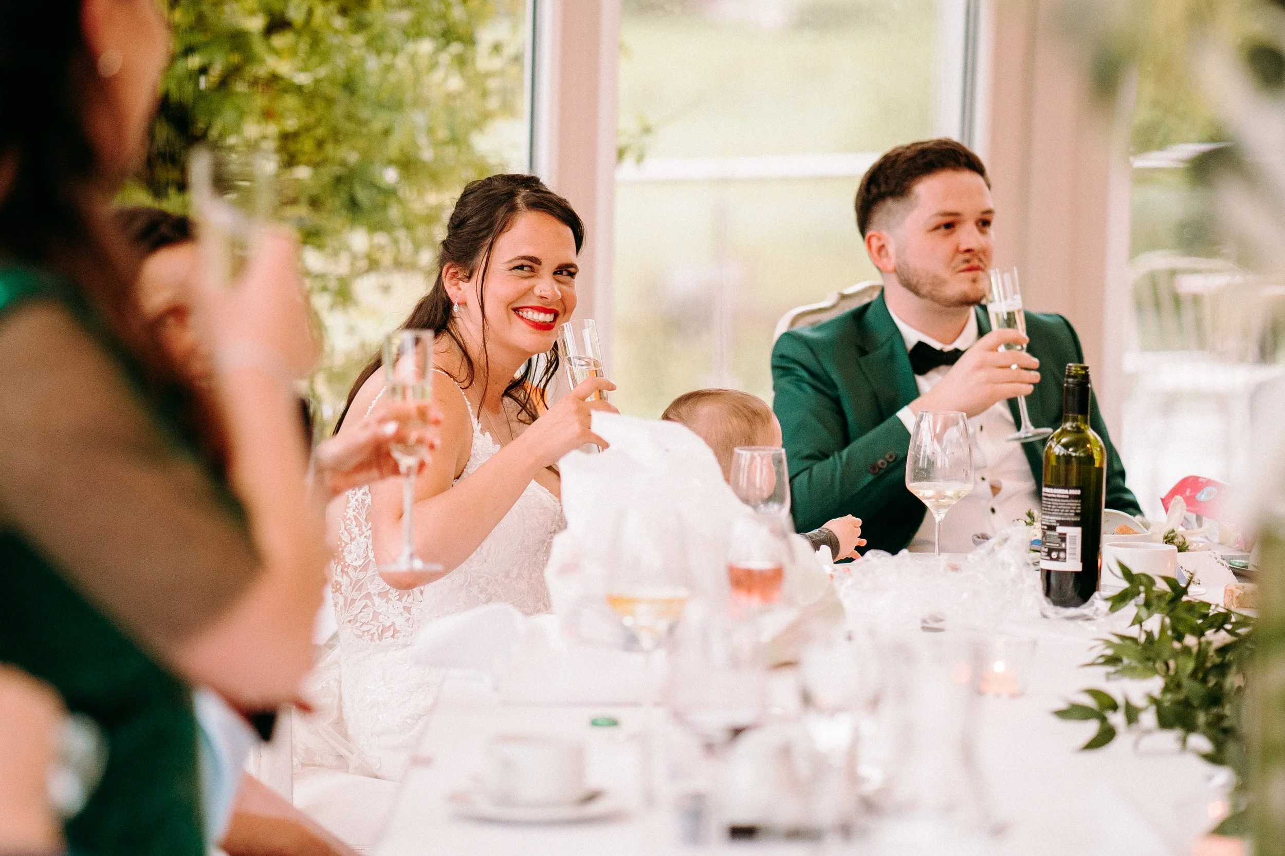 oldwalls-swansea-wedding-photographer-colourful-relaxed-200.jpg