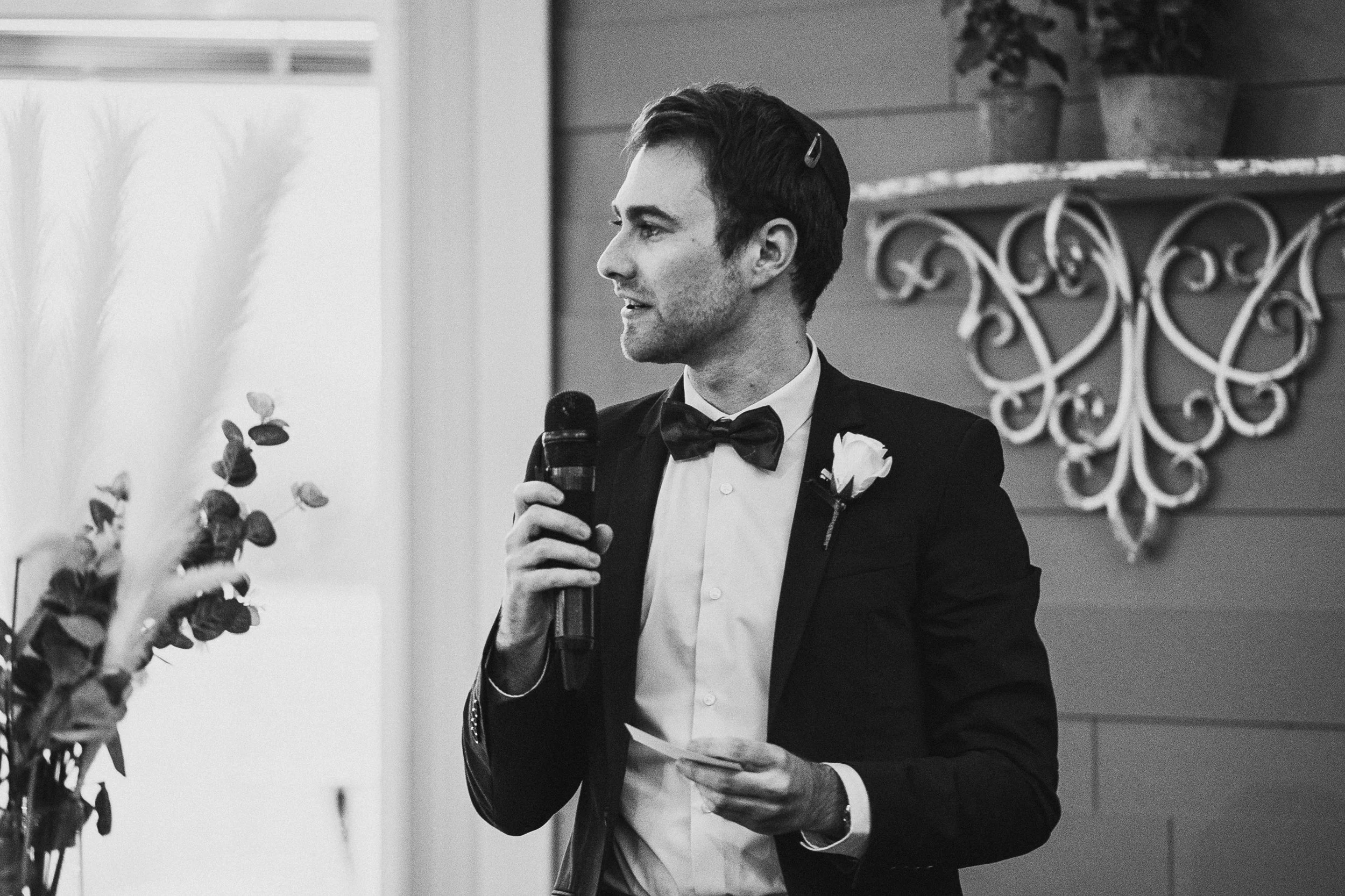 oldwalls-swansea-wedding-photographer-colourful-relaxed-202.jpg