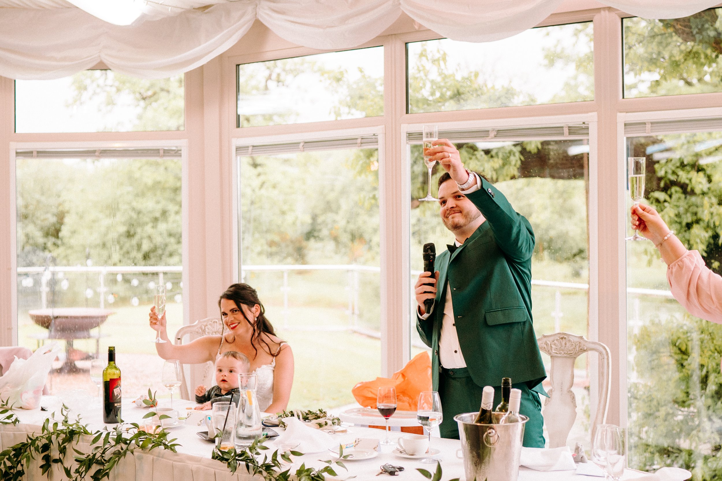 oldwalls-swansea-wedding-photographer-colourful-relaxed-204.jpg