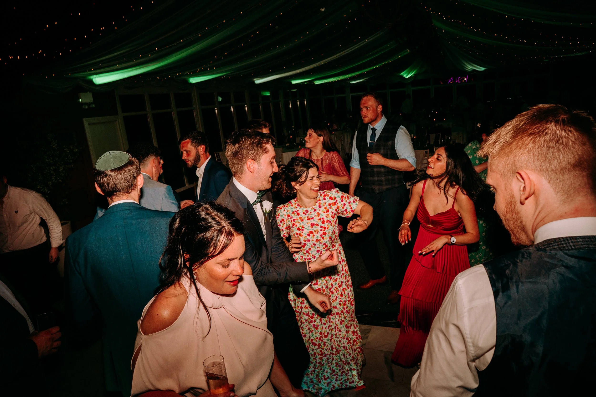 oldwalls-swansea-wedding-photographer-colourful-relaxed-246.jpg