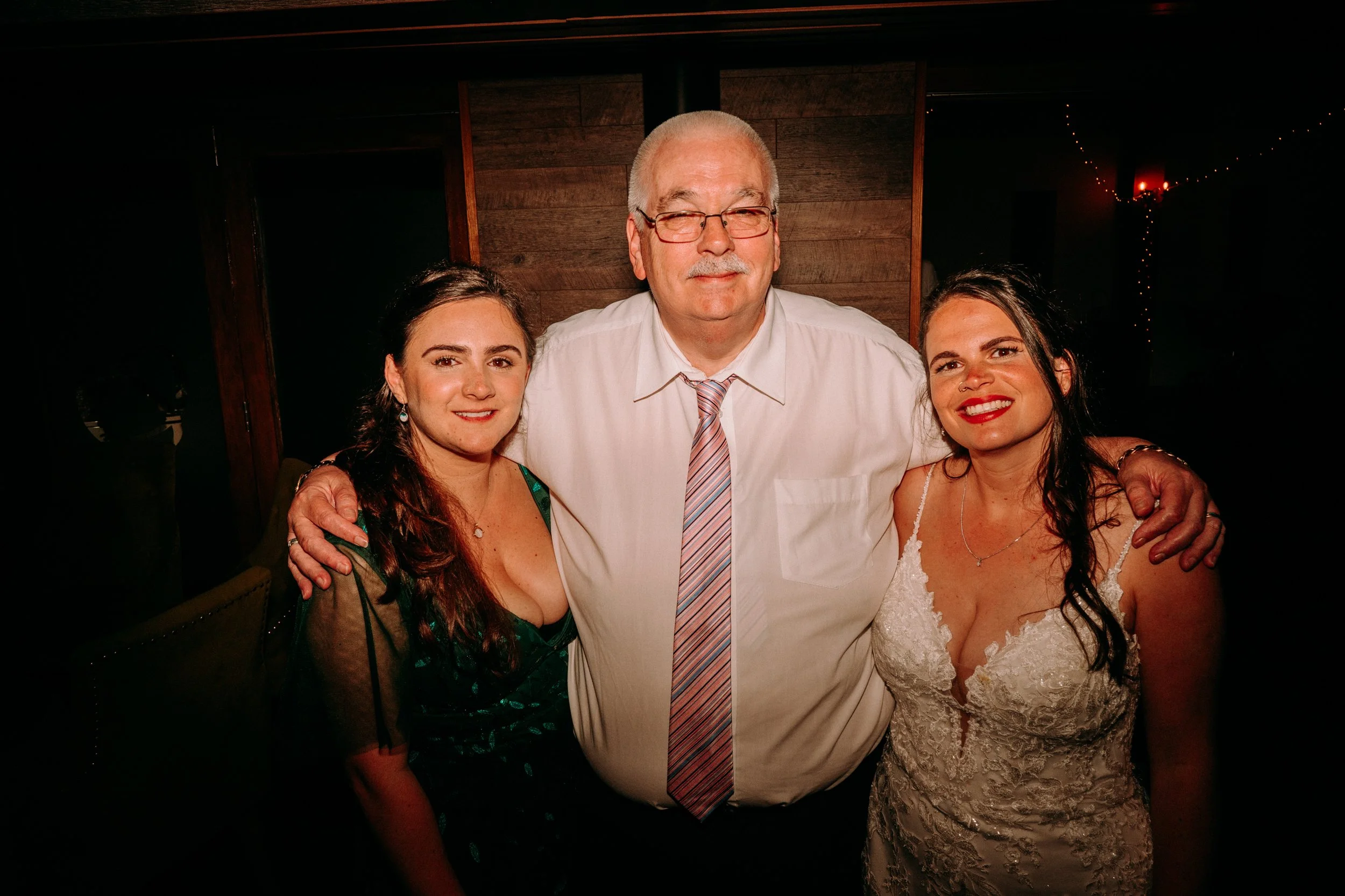 oldwalls-swansea-wedding-photographer-colourful-relaxed-255.jpg