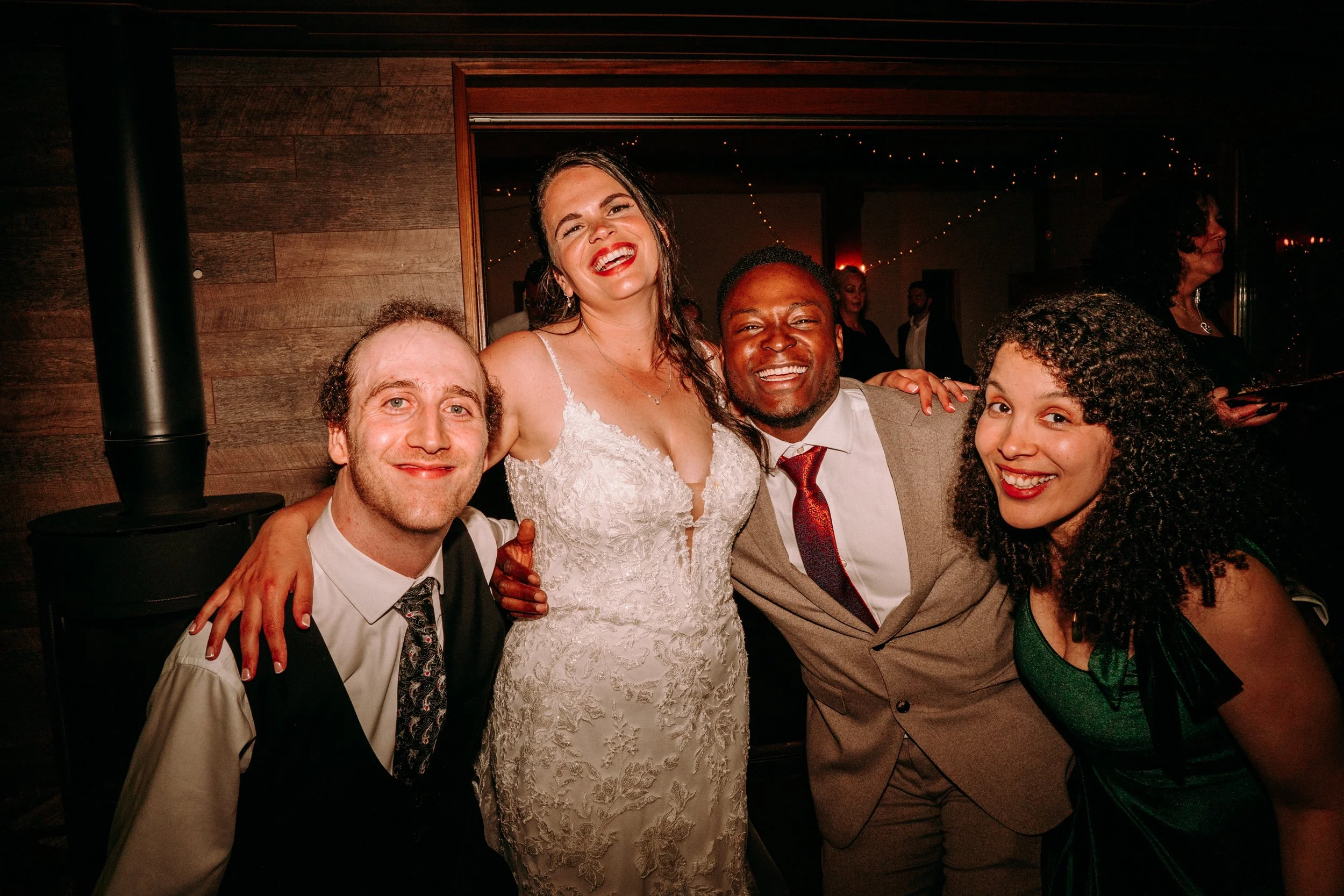 oldwalls-swansea-wedding-photographer-colourful-relaxed-256.jpg