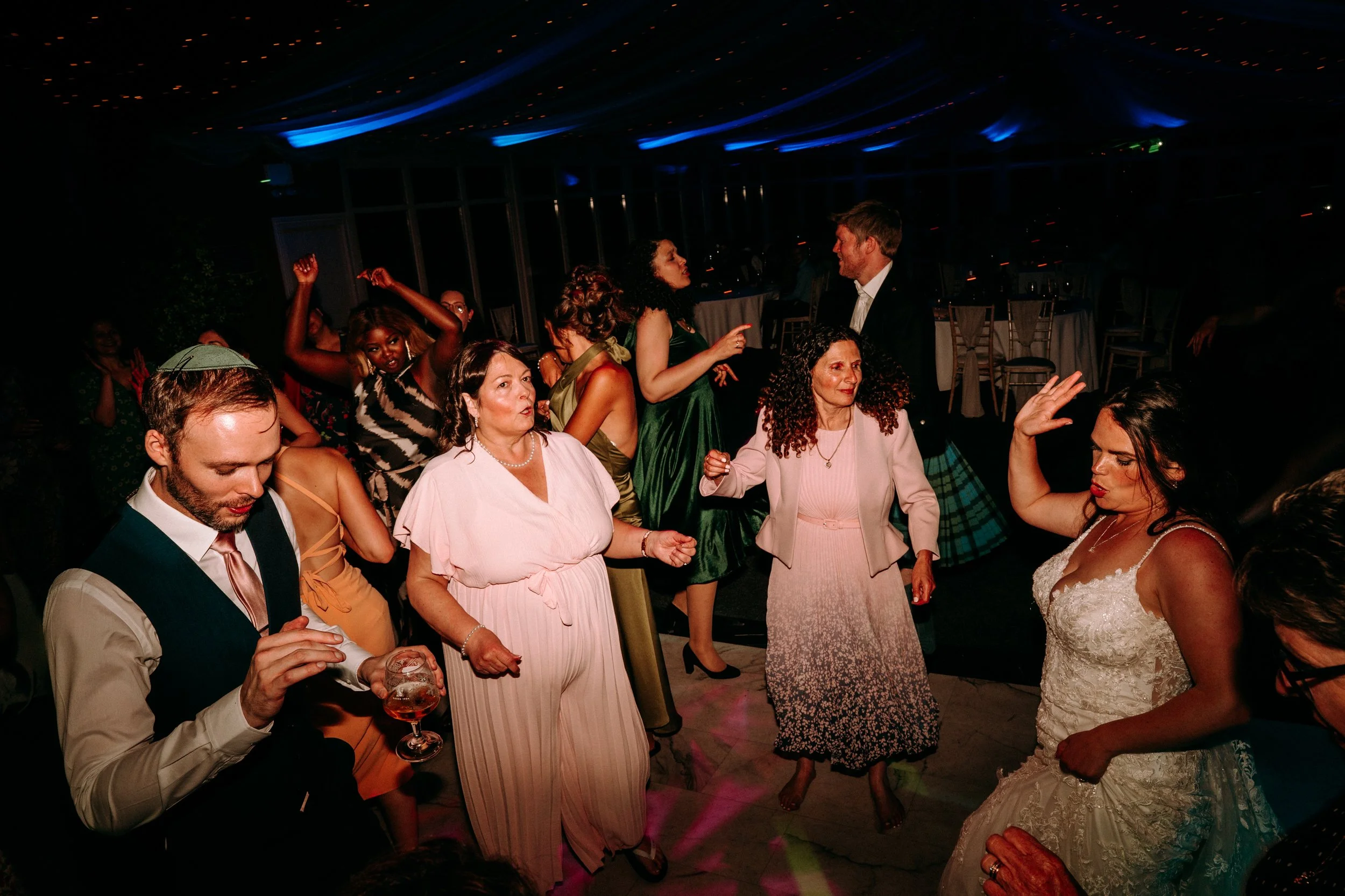 oldwalls-swansea-wedding-photographer-colourful-relaxed-258.jpg