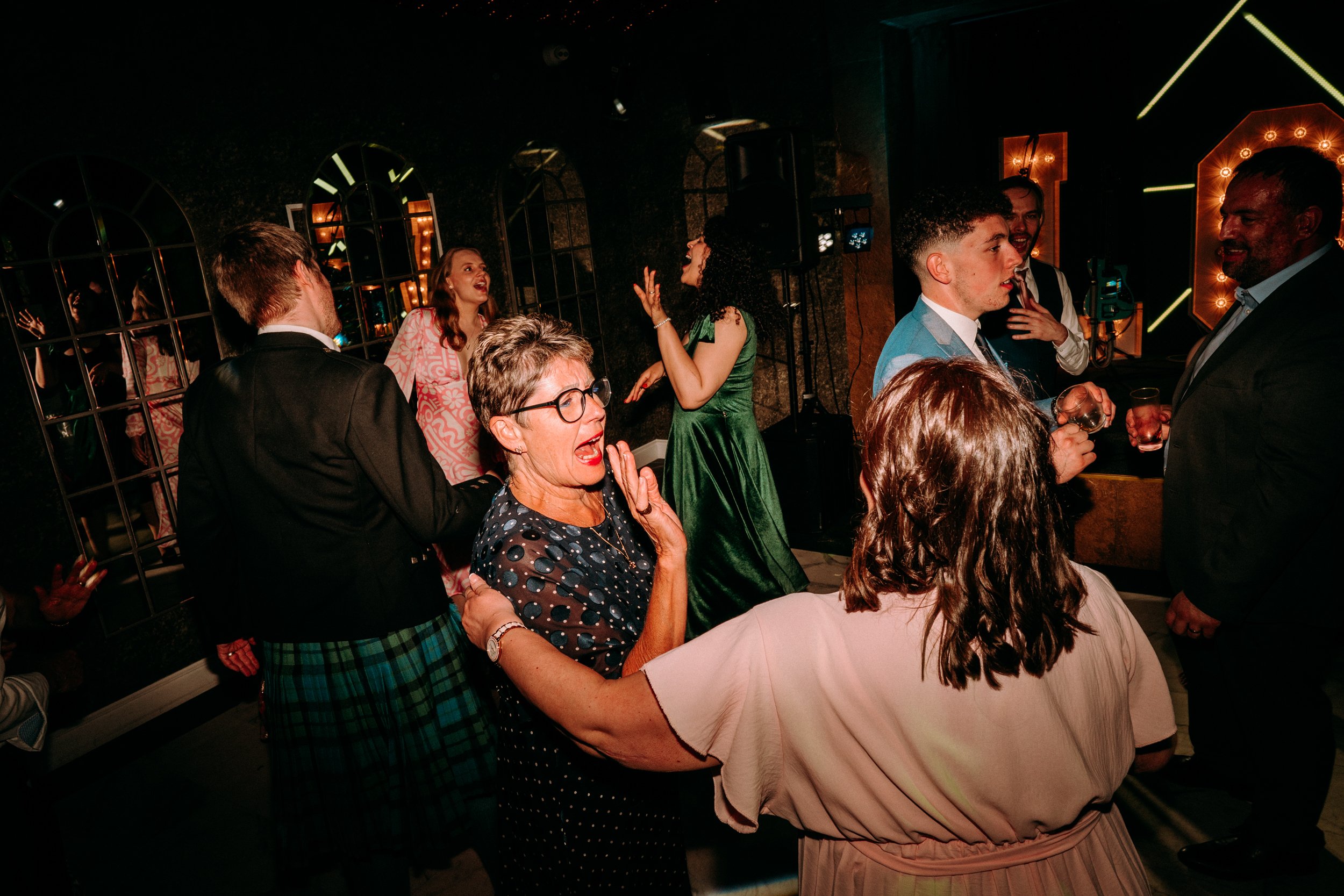 oldwalls-swansea-wedding-photographer-colourful-relaxed-259.jpg